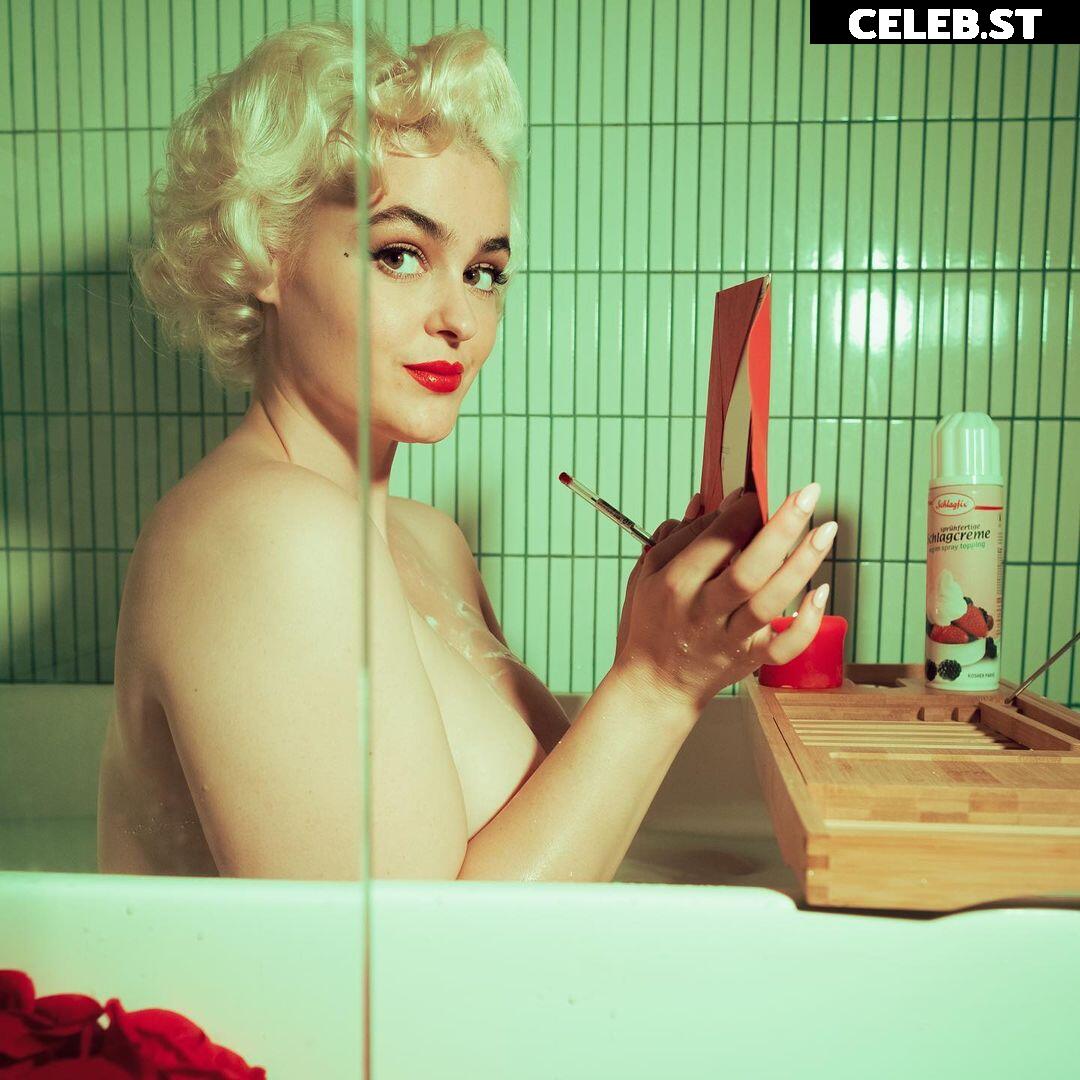 Stefania Ferrario Image 24653329