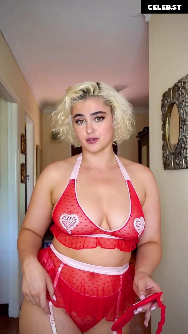 Stefania Ferrario Image 24653313