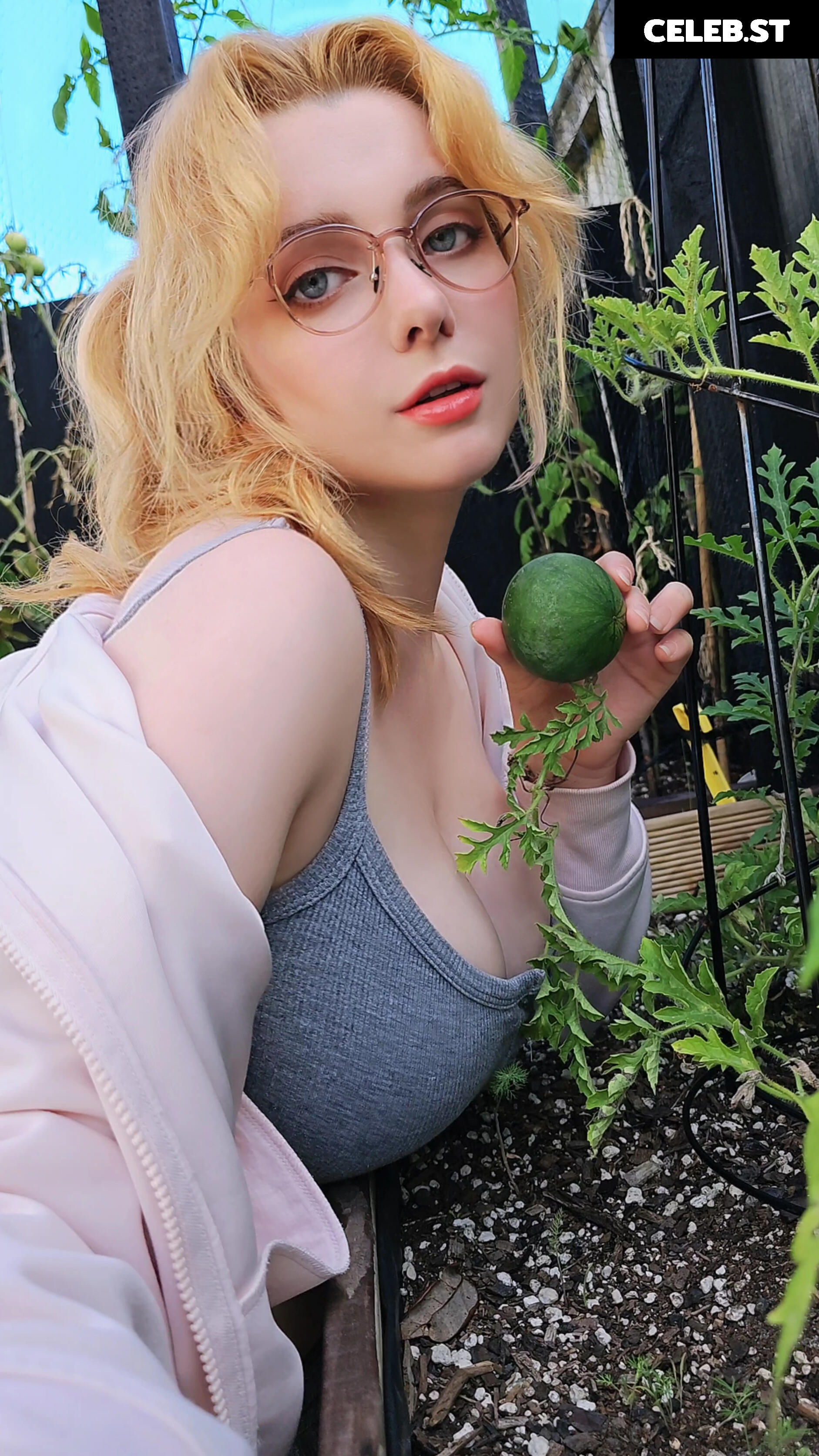 Mirikashi Cosplay Image 24678556