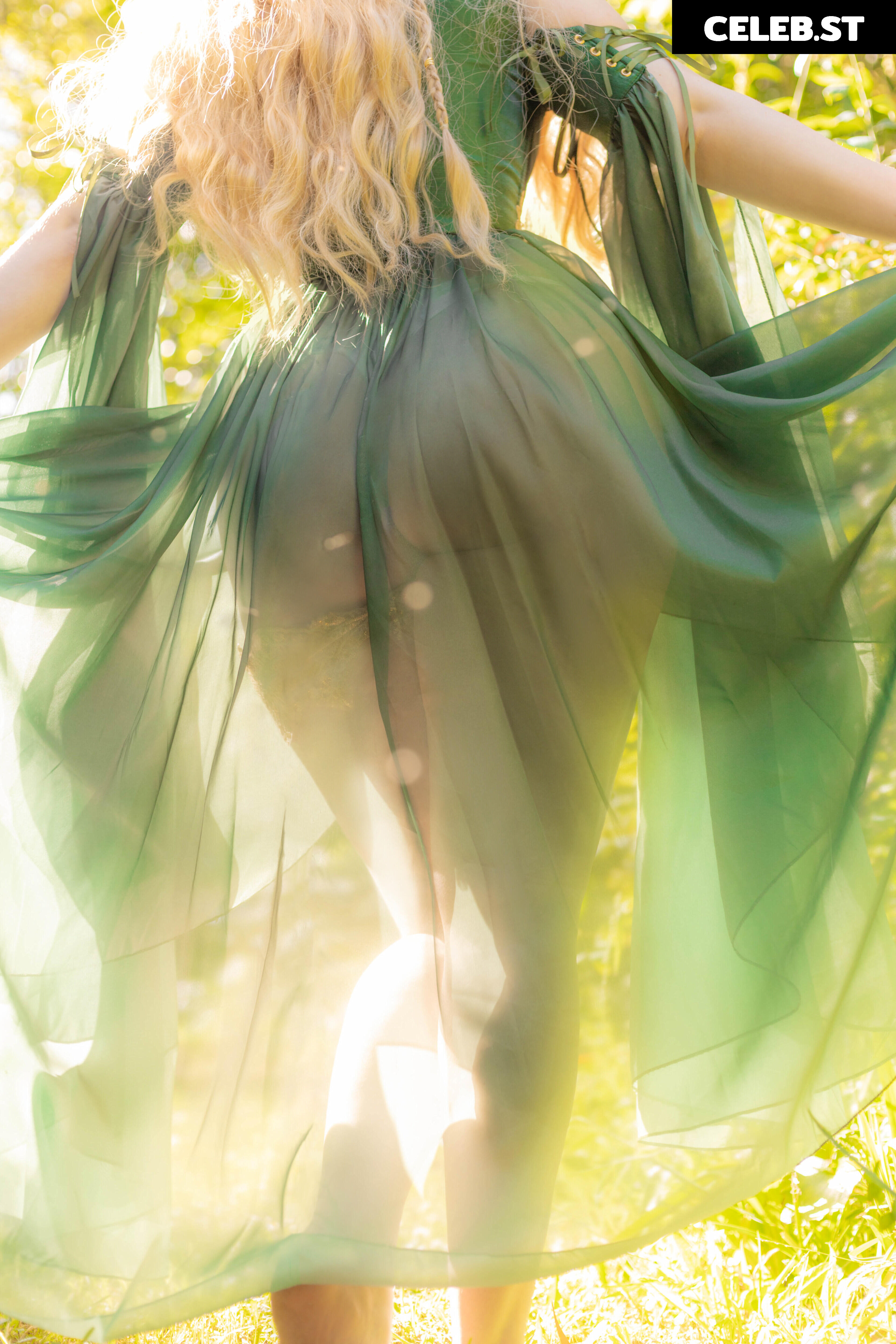 Mirikashi Cosplay Image 24678005