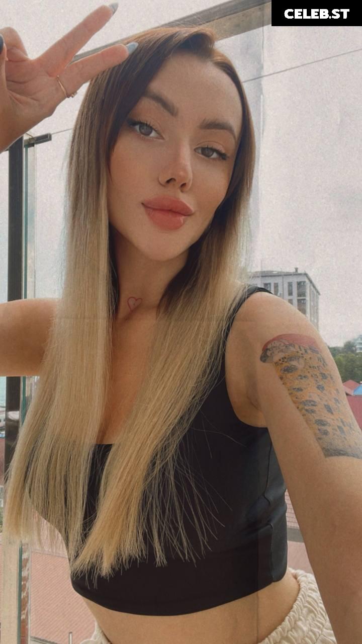 Anna Aifert Image 24673009