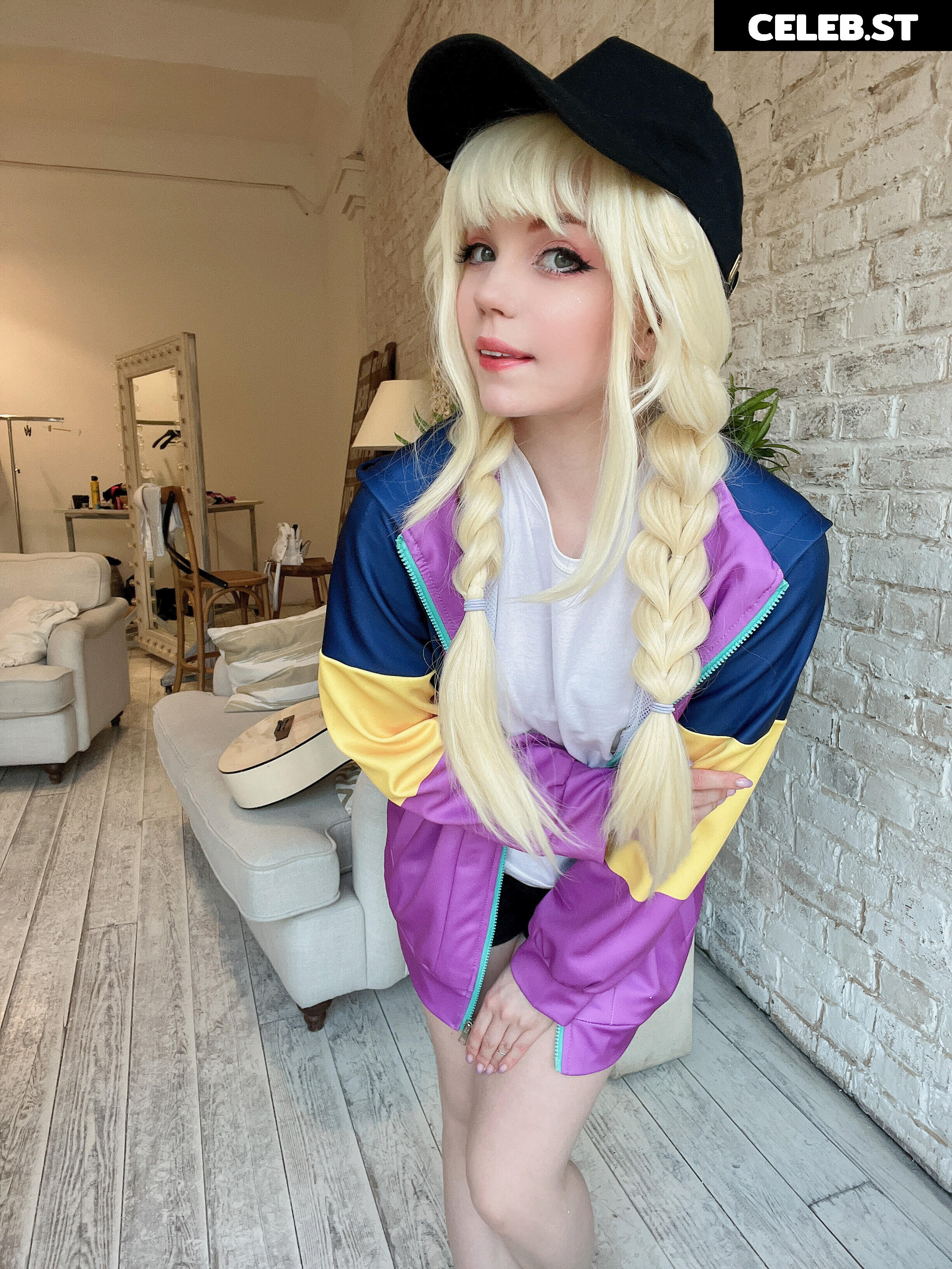 Caticornplay Image 24647720