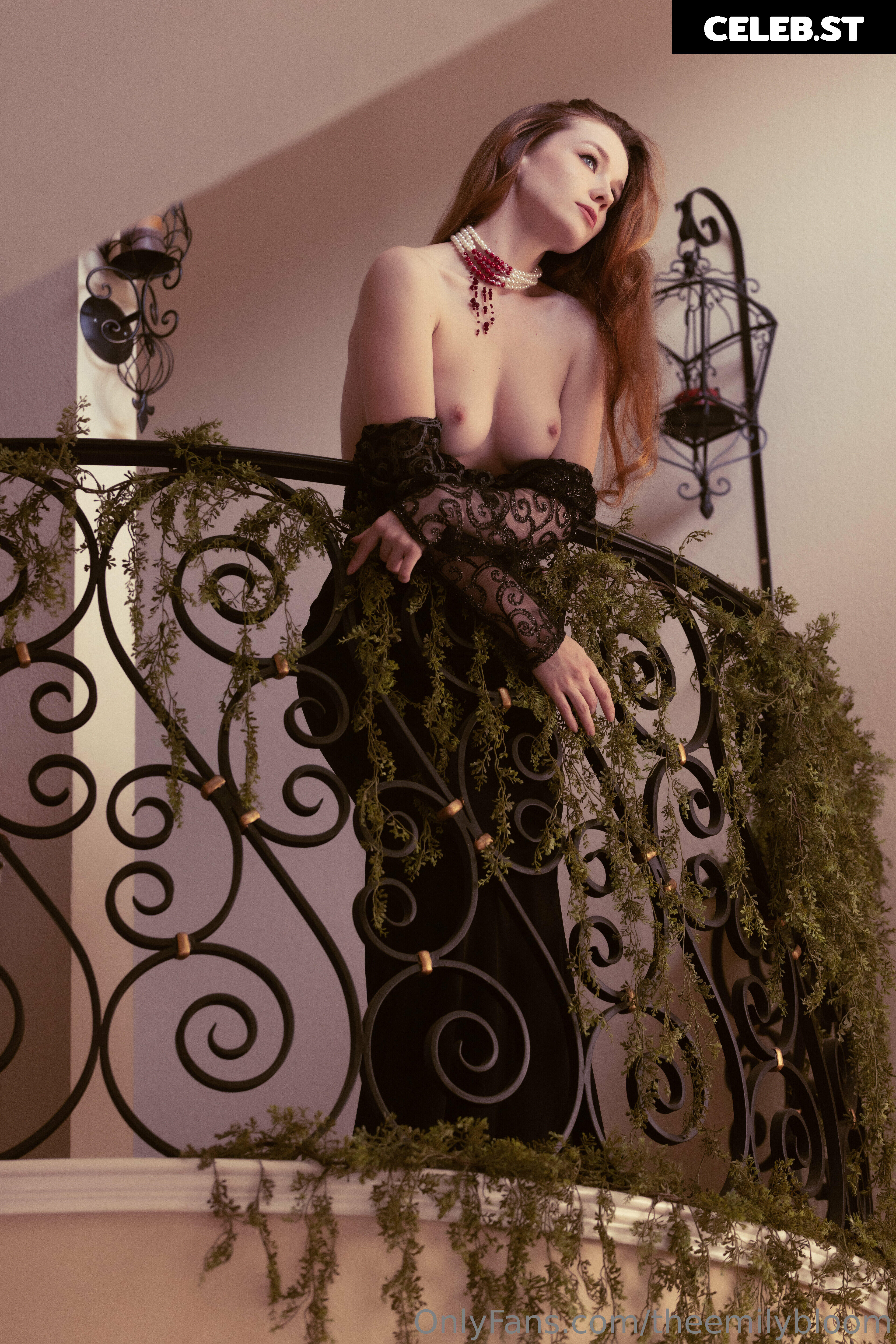 Emily Bloom Image 24615836
