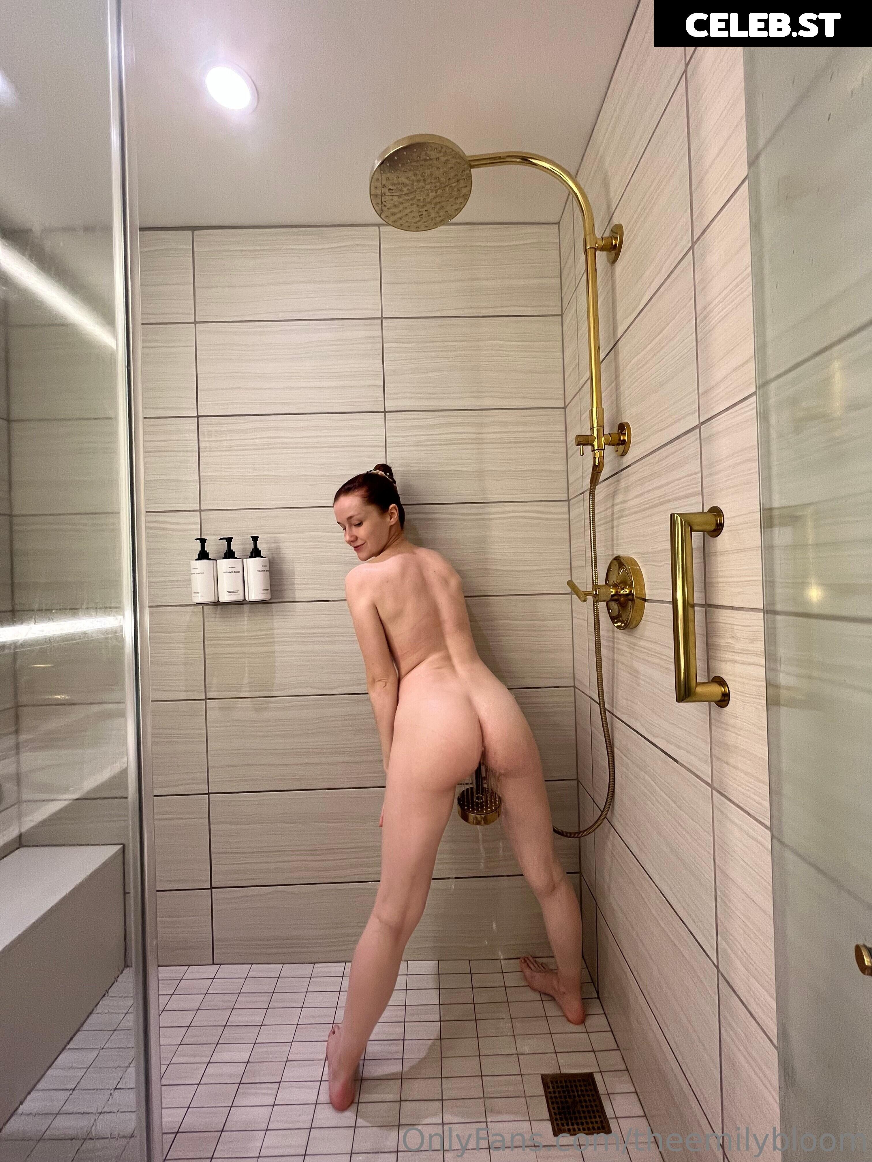 Emily Bloom Image 24617053