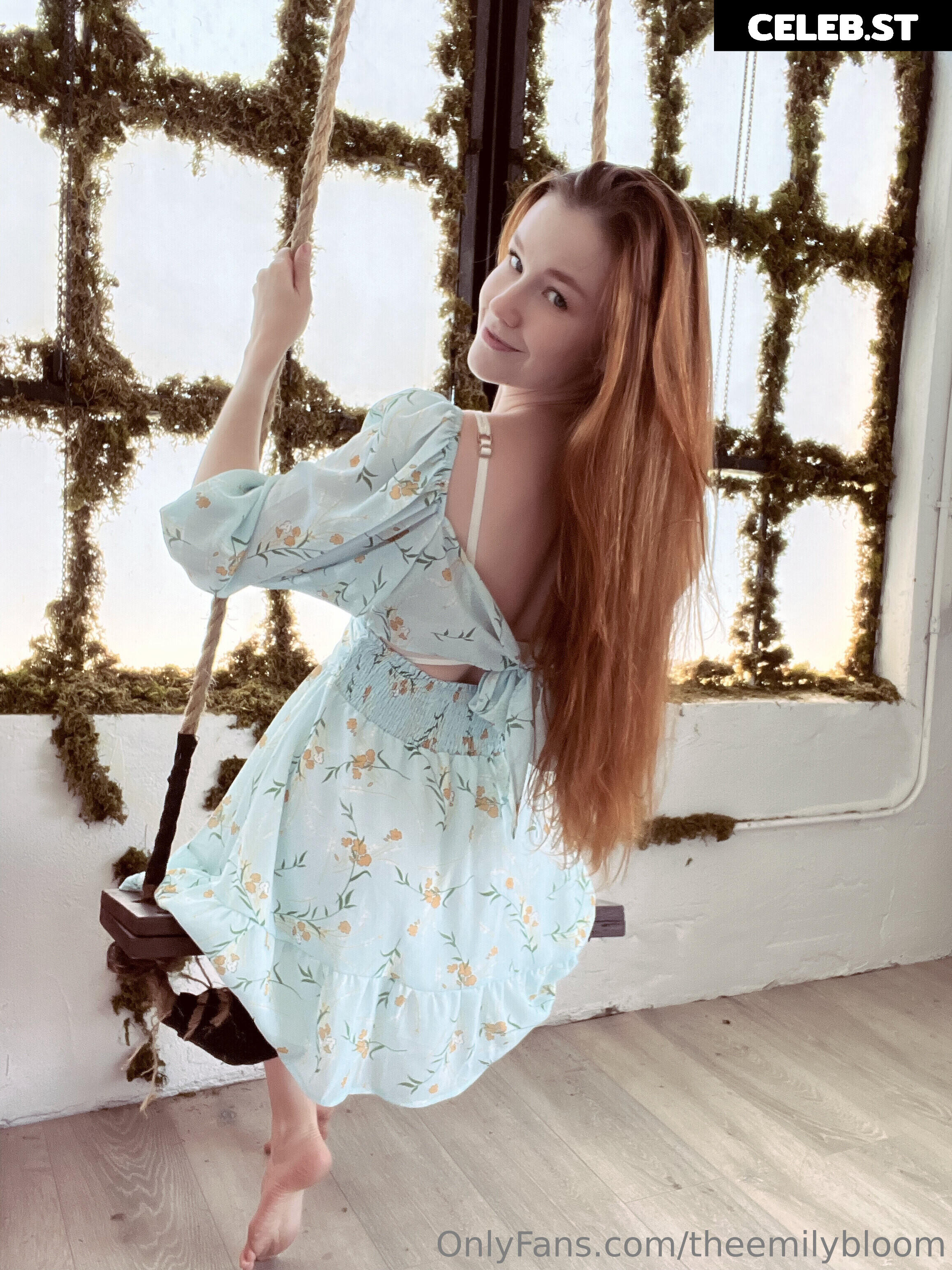 Emily Bloom Image 24617265