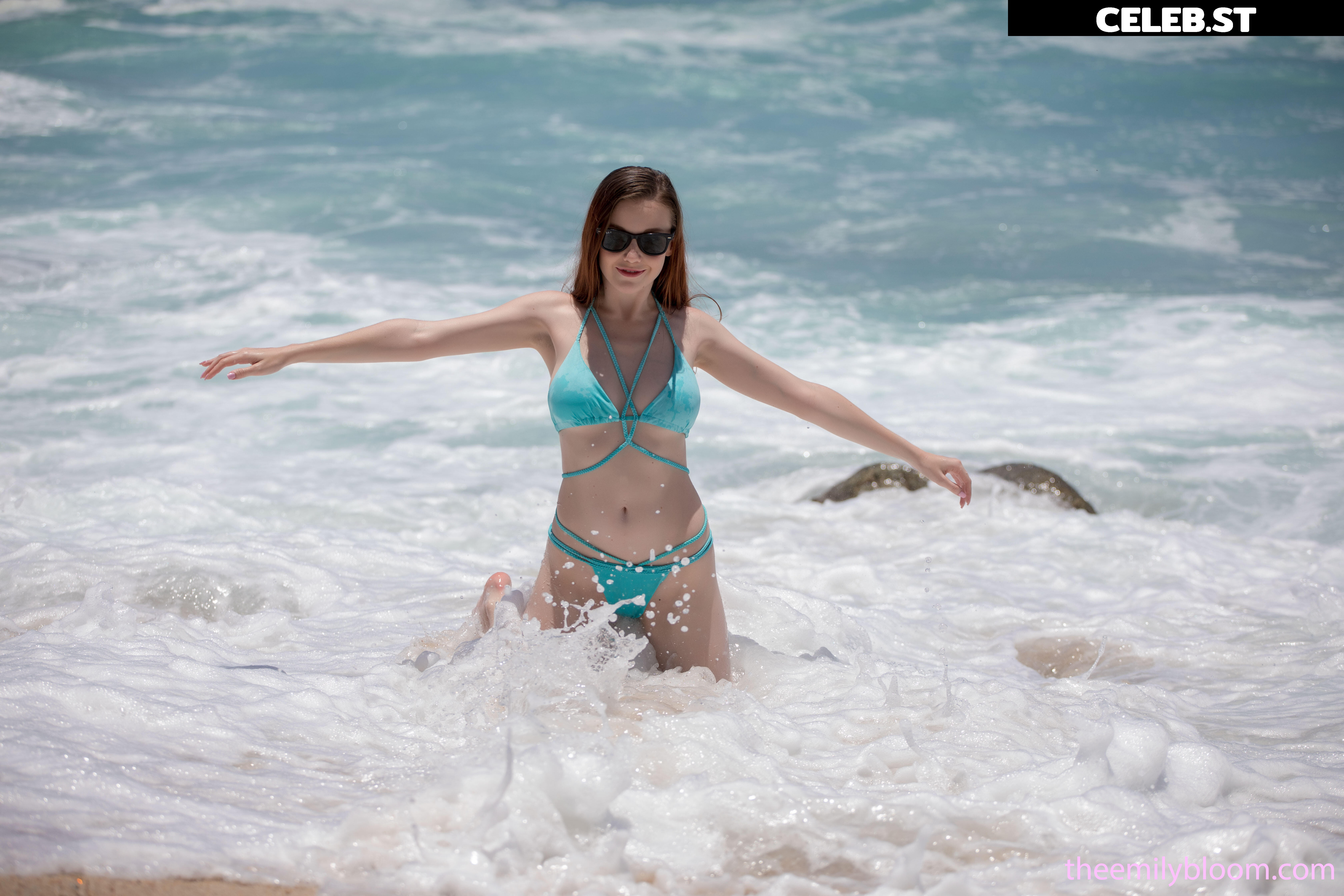 Emily Bloom Image 24616210
