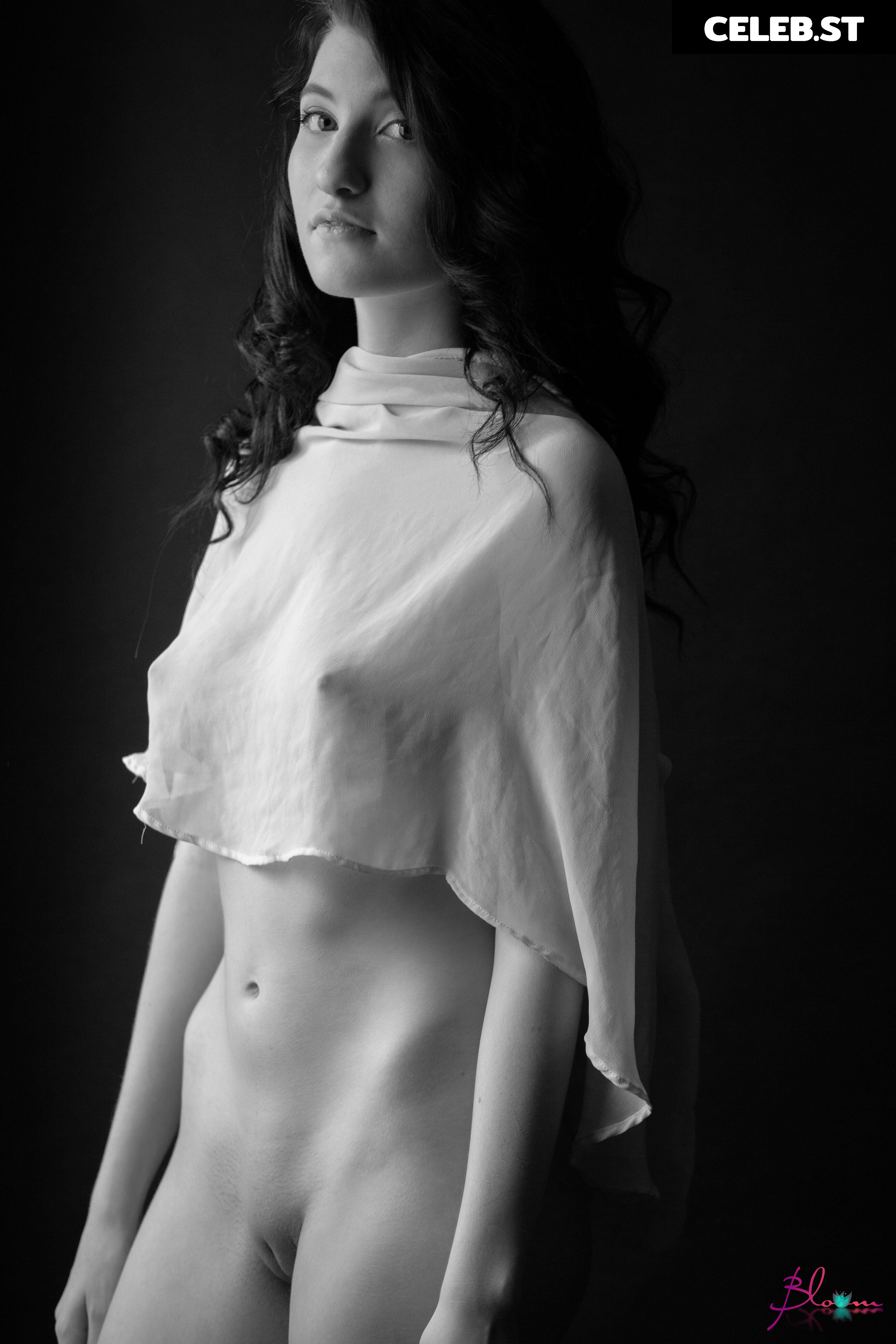 Emily Bloom Image 24623521