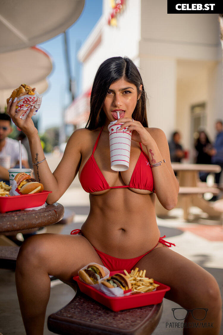 Mia Khalifa Image 24629782