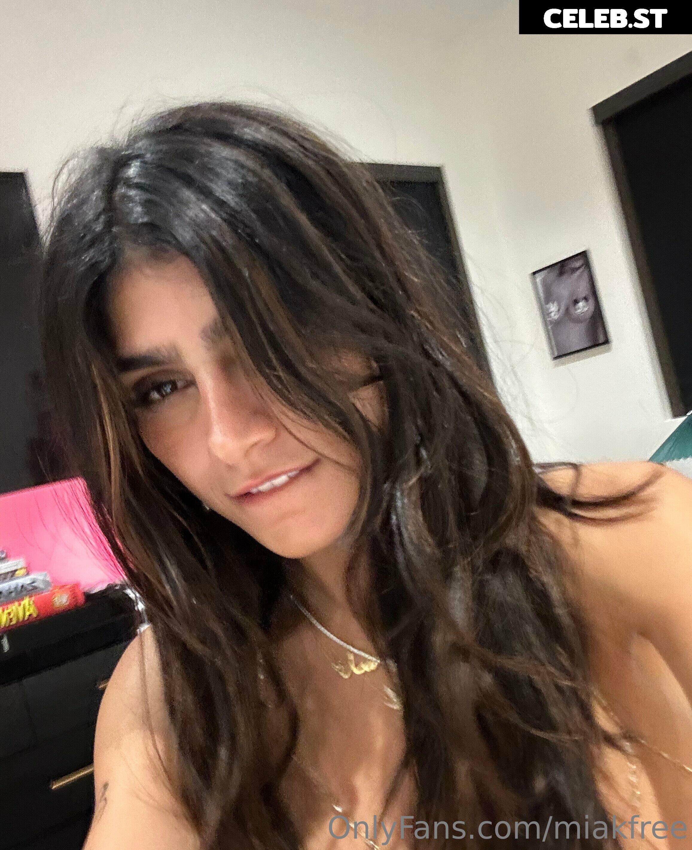 Mia Khalifa Image 24629382
