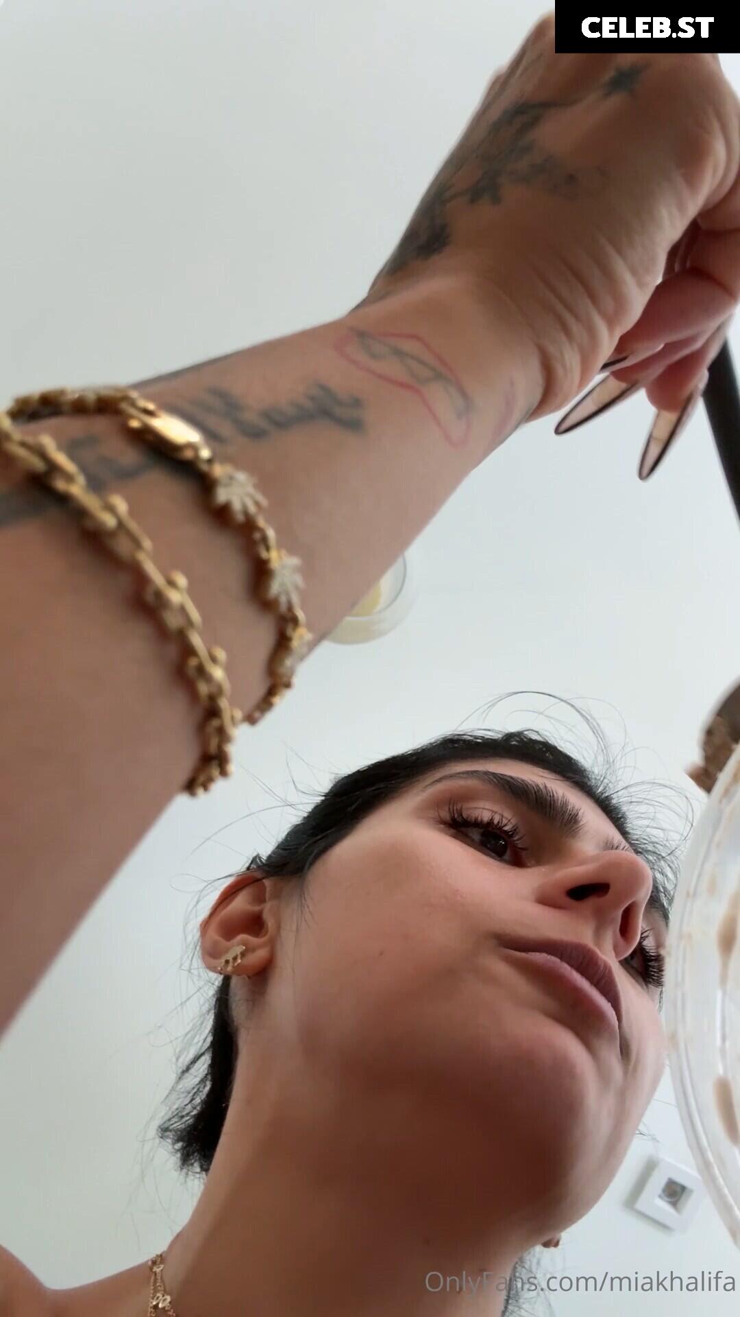 Mia Khalifa Image 24631416