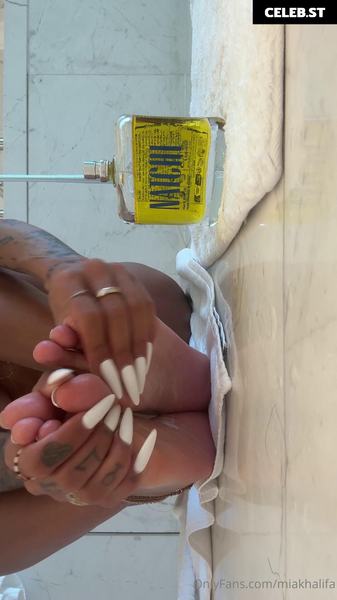 Mia Khalifa Image 24631317