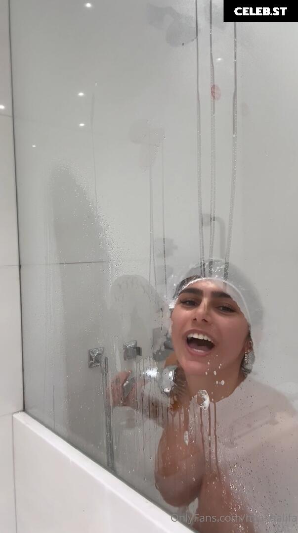 Mia Khalifa Image 24631269