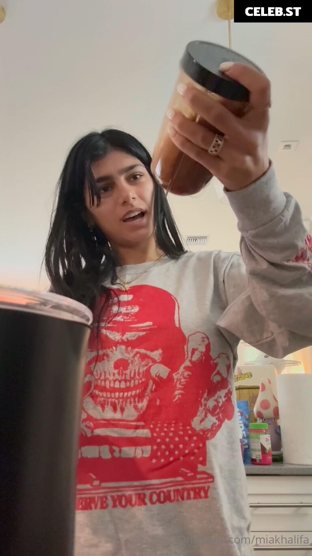 Mia Khalifa Image 24630673