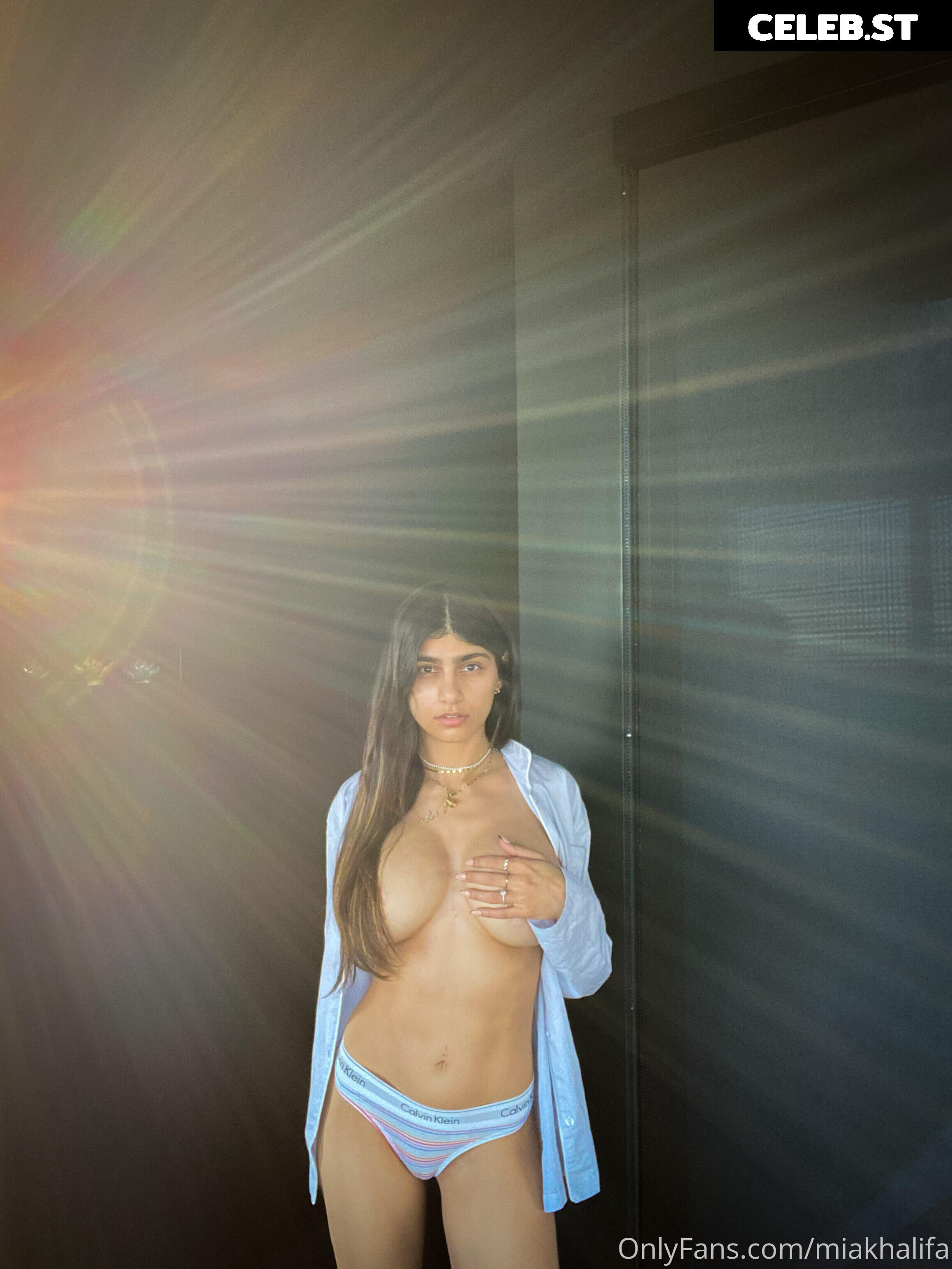 Mia Khalifa Image 24630288
