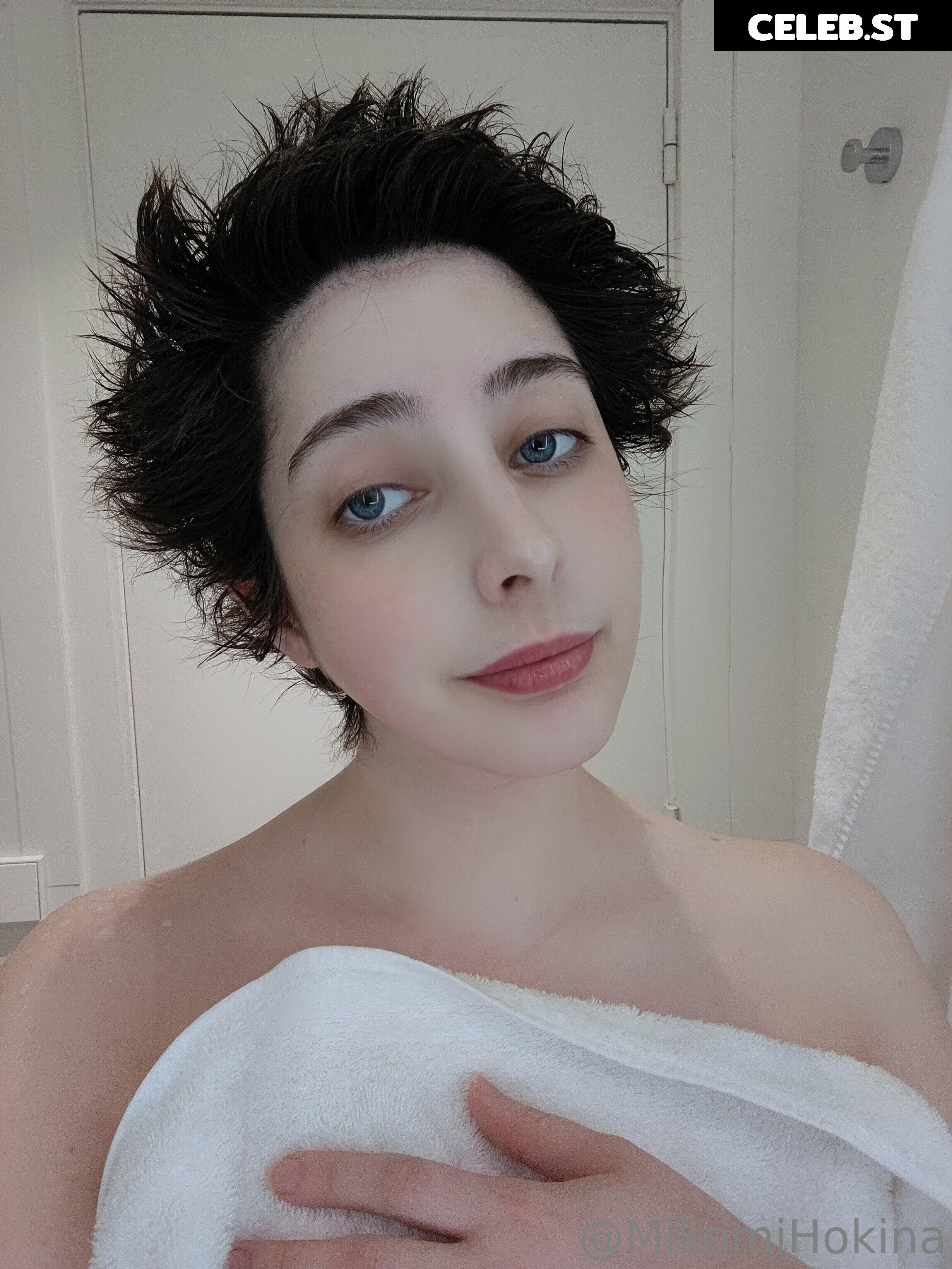 Mikomi Hokina Image 24690156