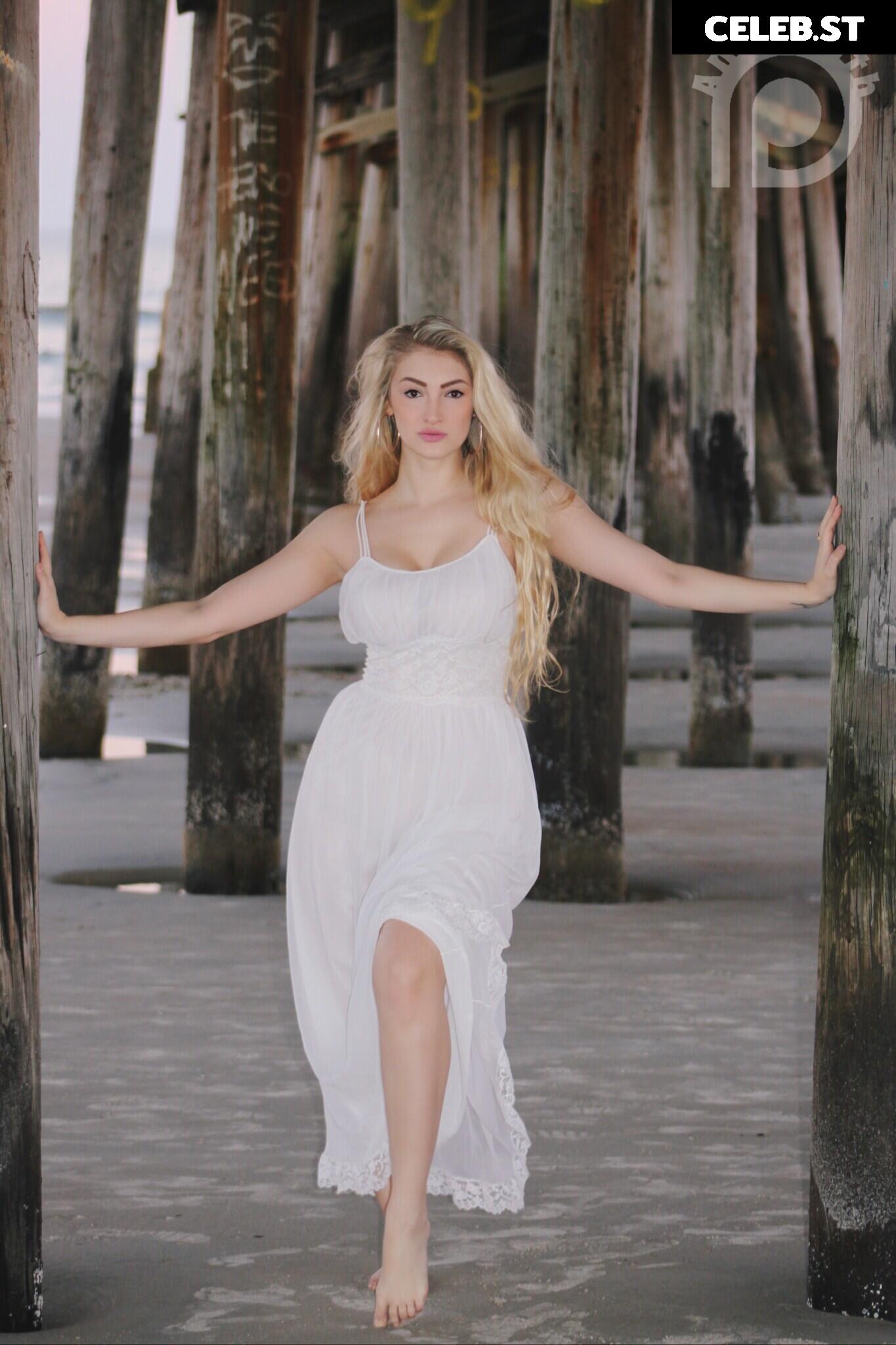 Anna Faith Image 24683005