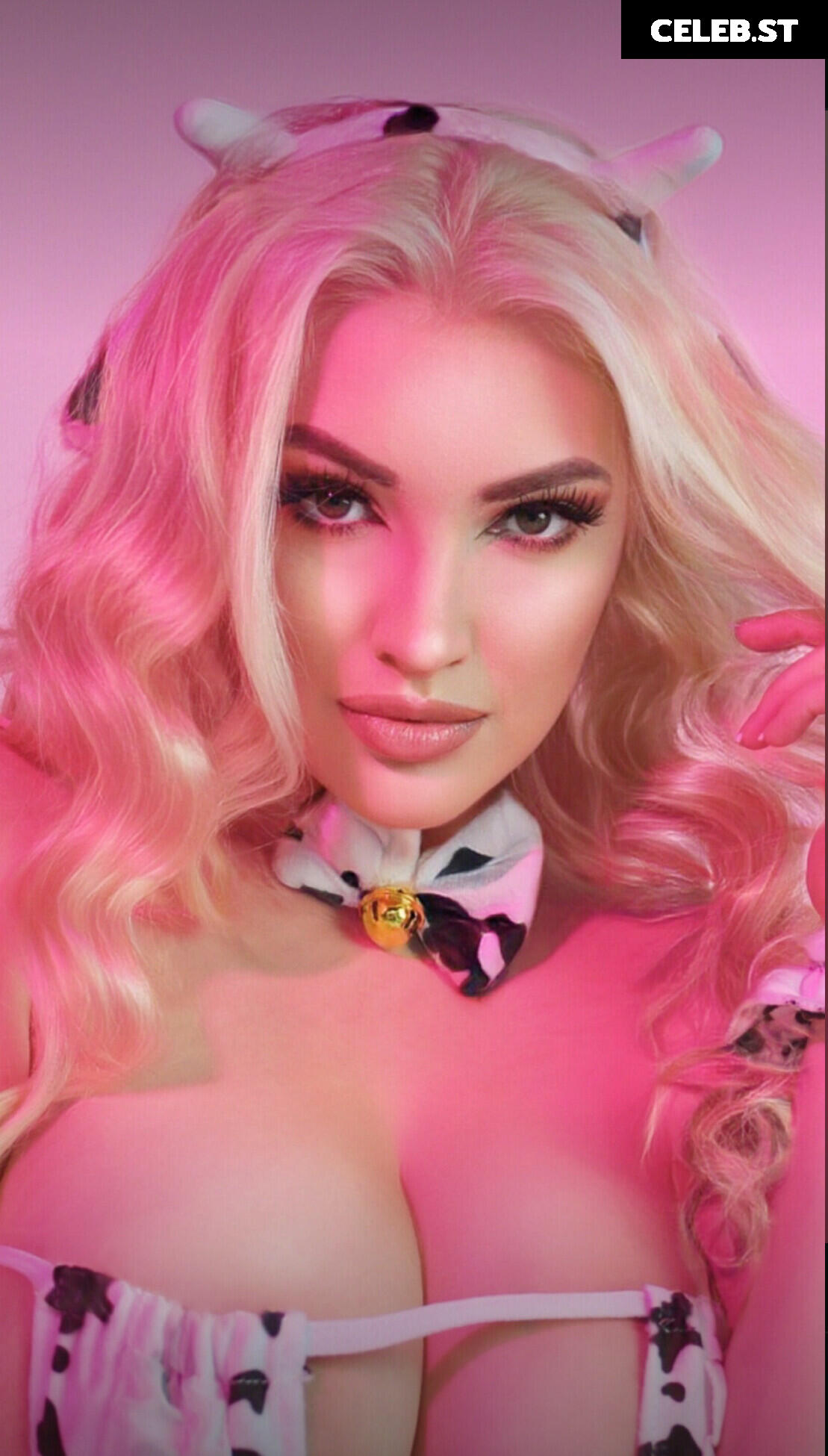 Anna Faith Image 24683357