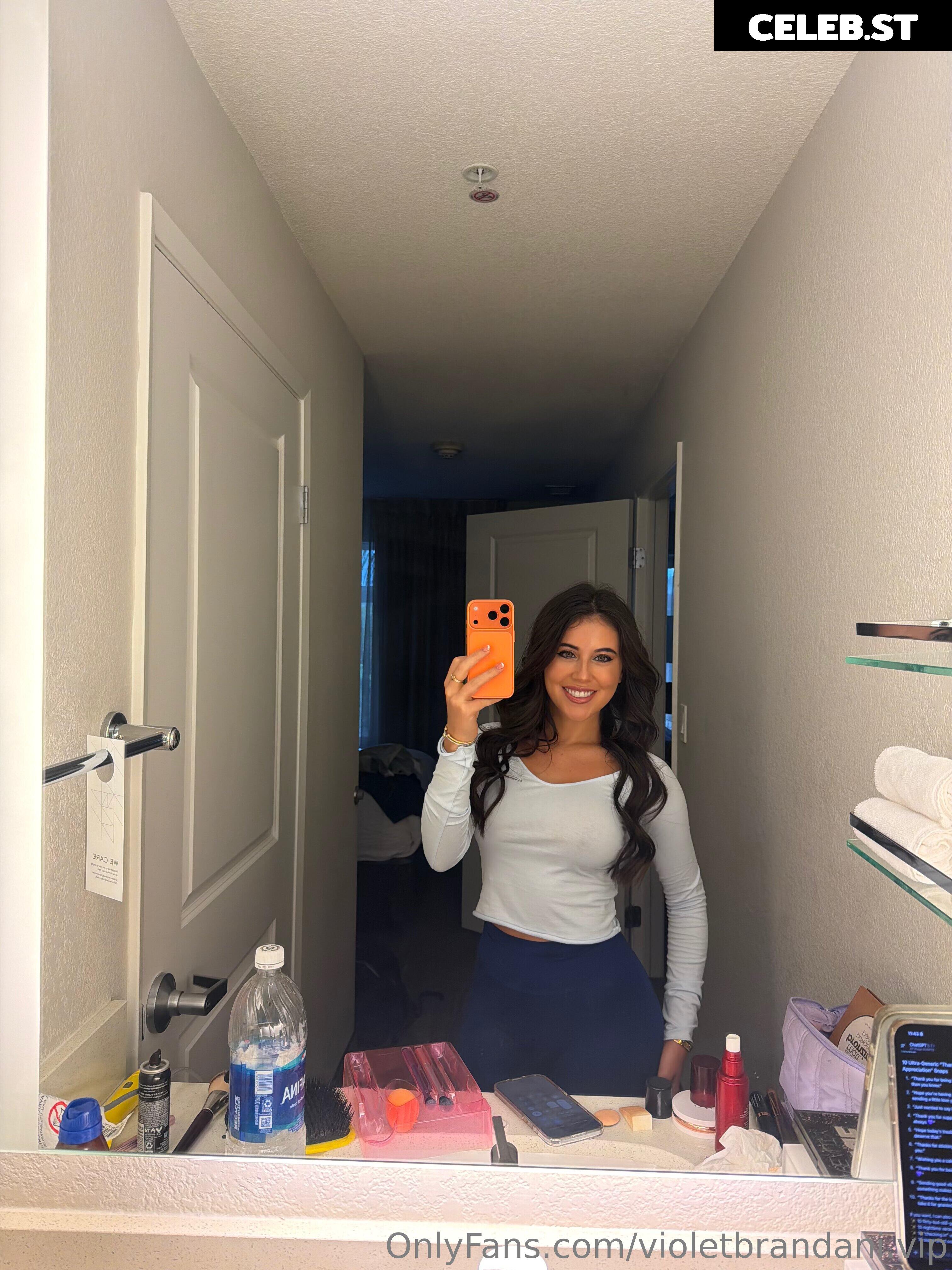 Violet Summers / Violet Brandani Image 24564291