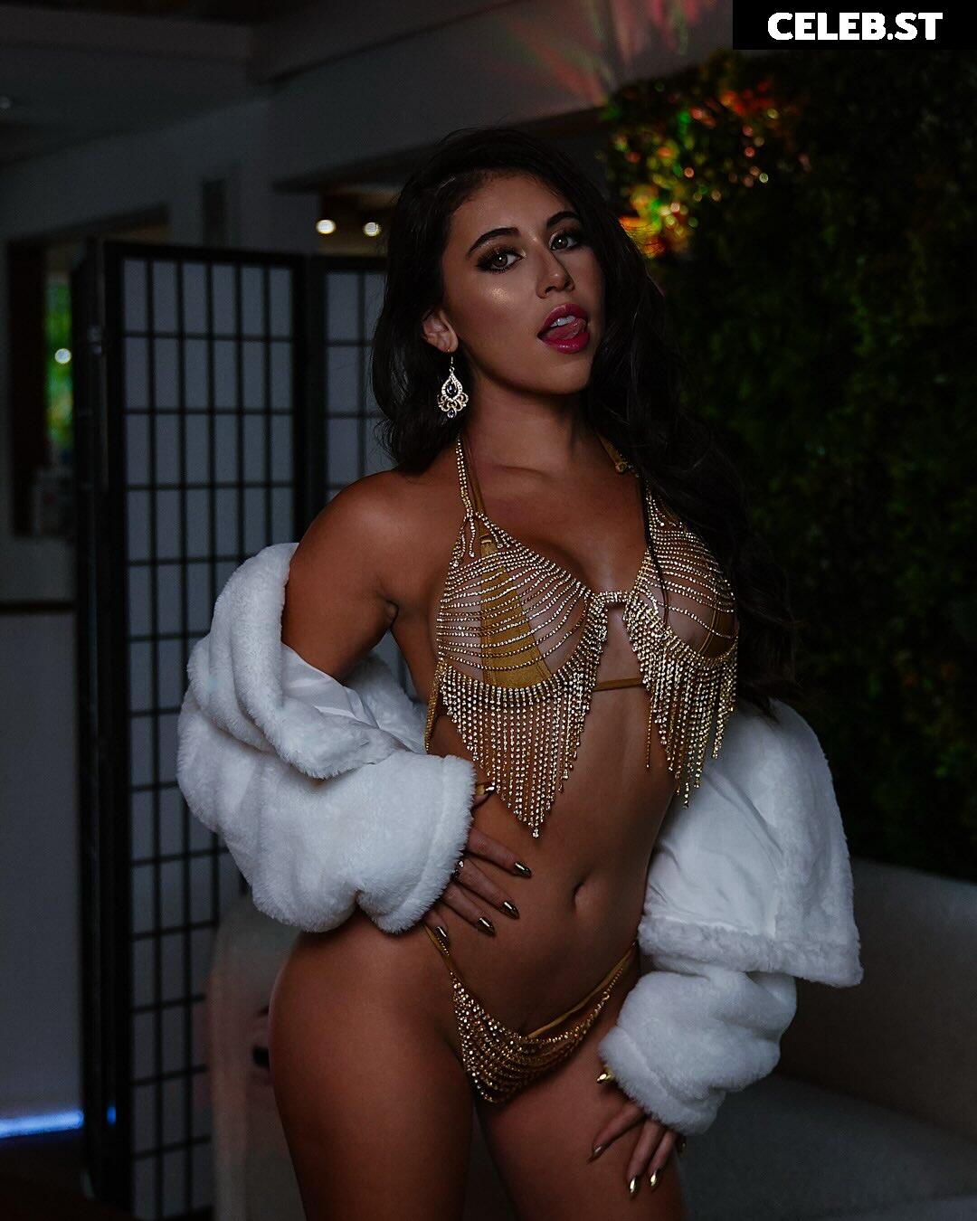 Violet Summers / Violet Brandani Image 24564234