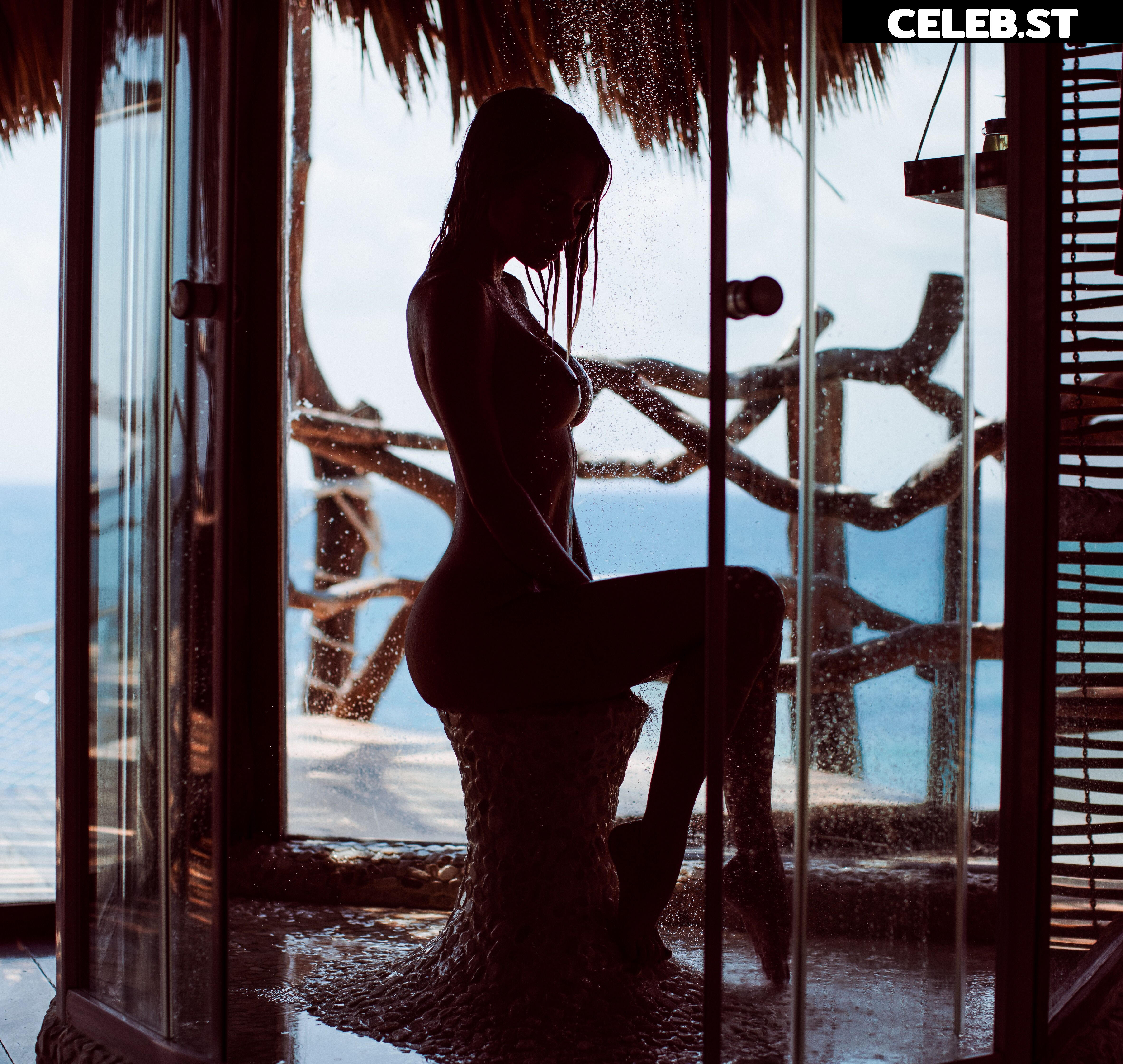 Sara Jean Underwood / Saraunderwood Image 24567972