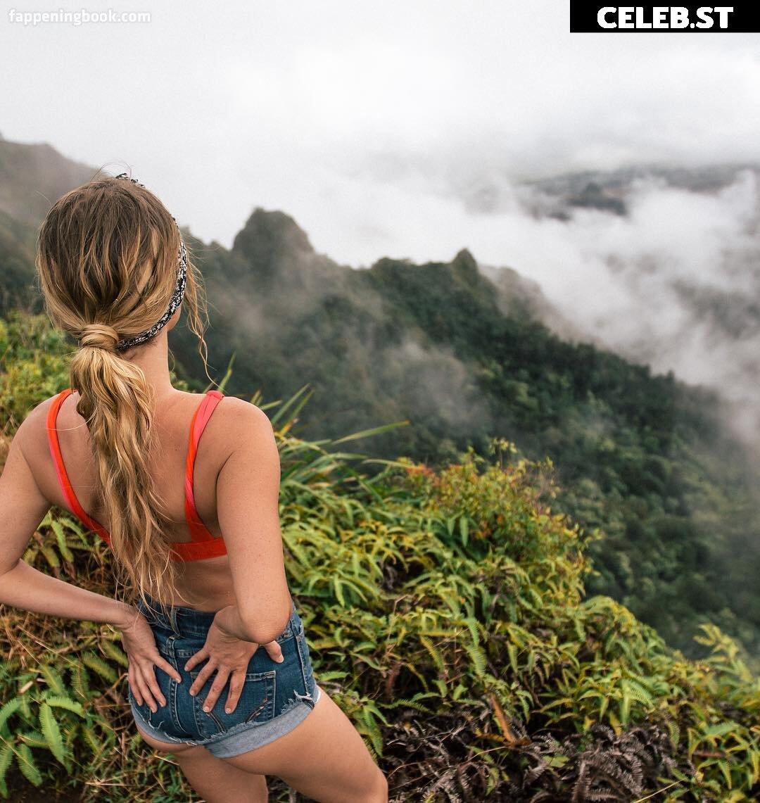 Sara Jean Underwood / Saraunderwood Image 24567537