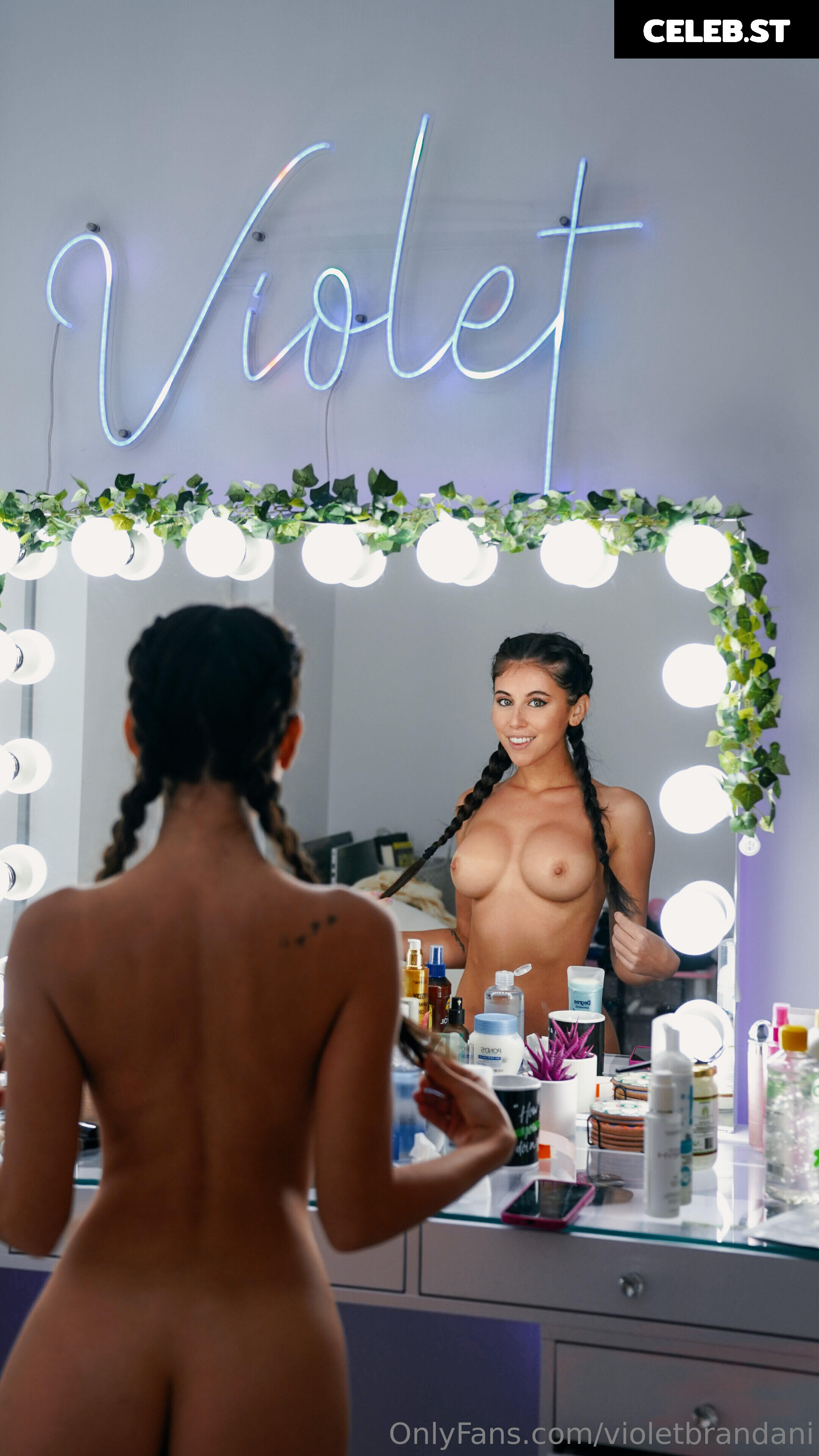 Violet Summers / Violet Brandani Image 24563883