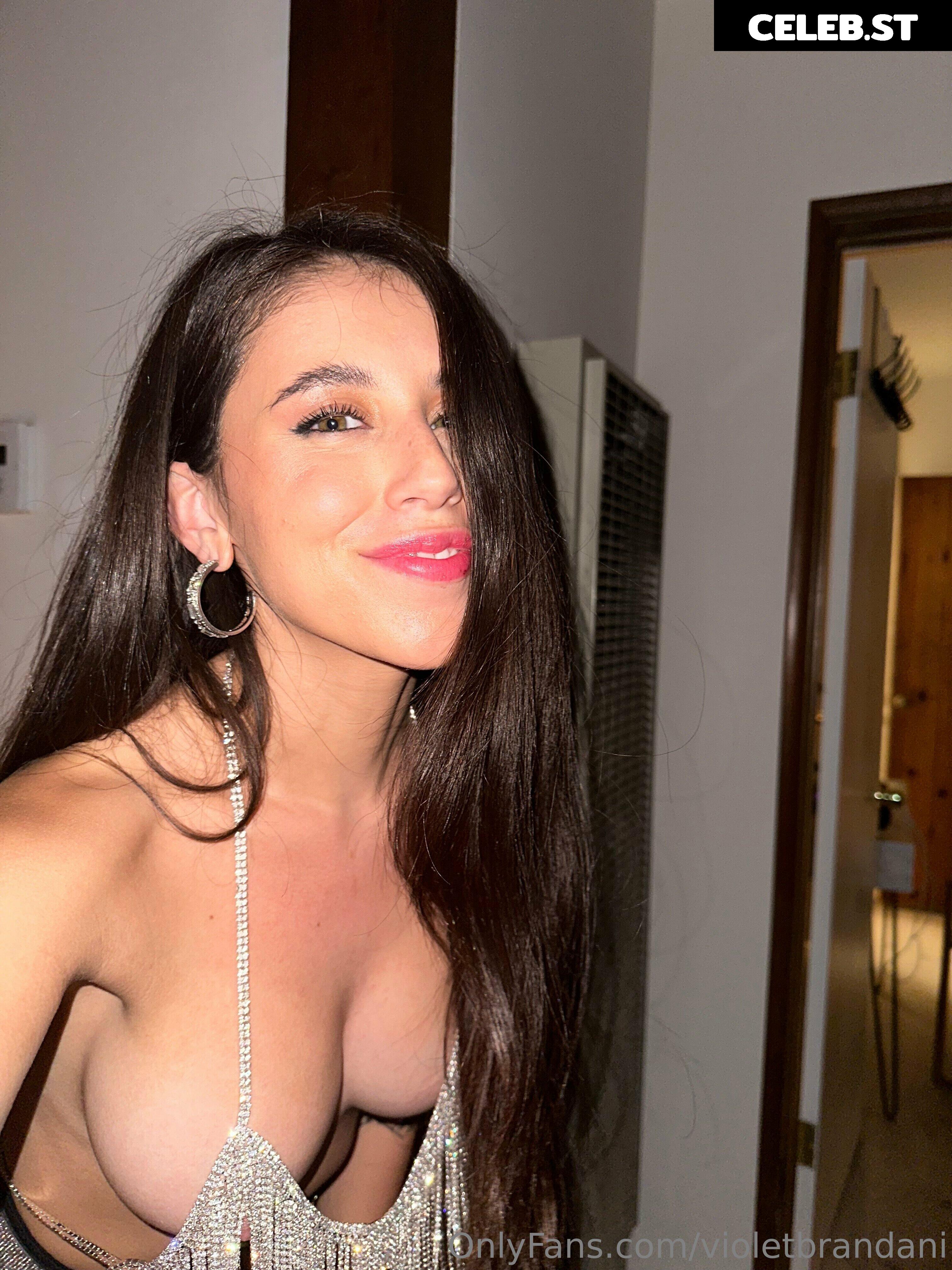 Violet Summers / Violet Brandani Image 24562568
