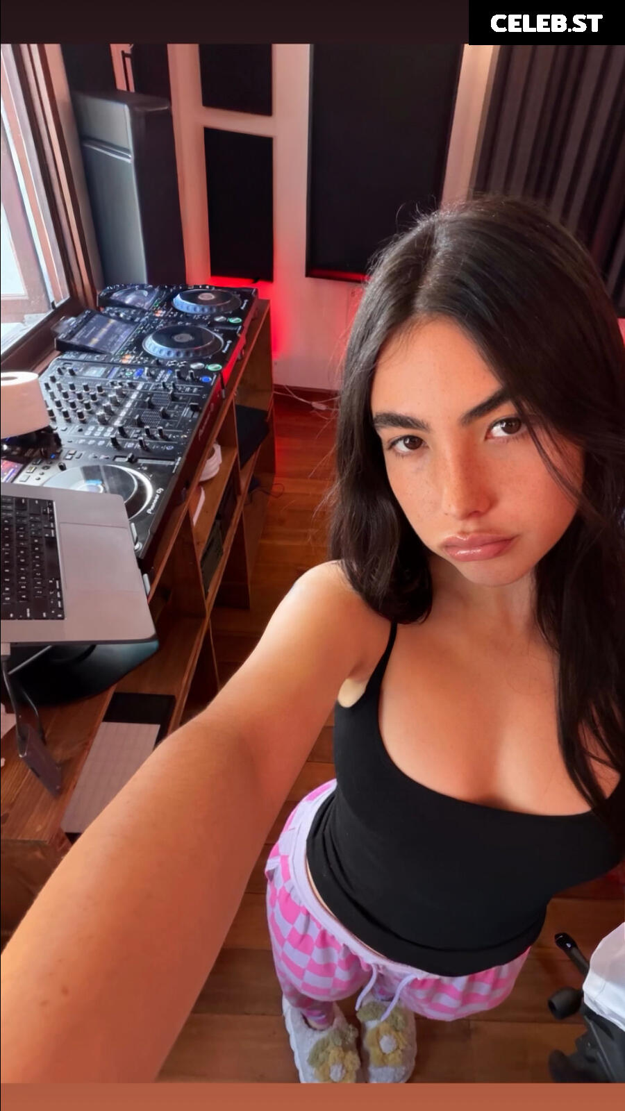 Andrea Botez (leaks = ban) Image 24572801