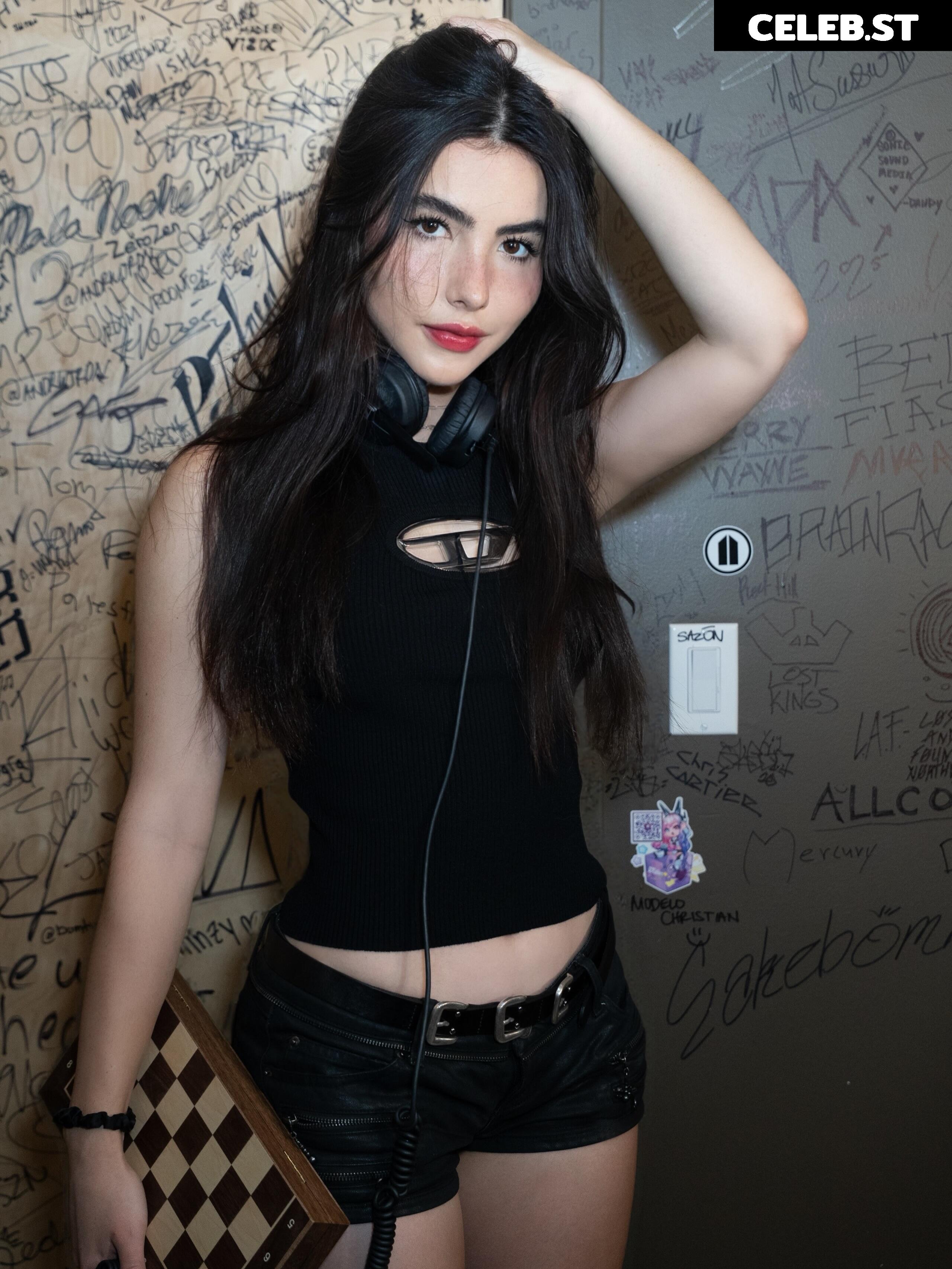 Andrea Botez (leaks = ban) Image 24572837