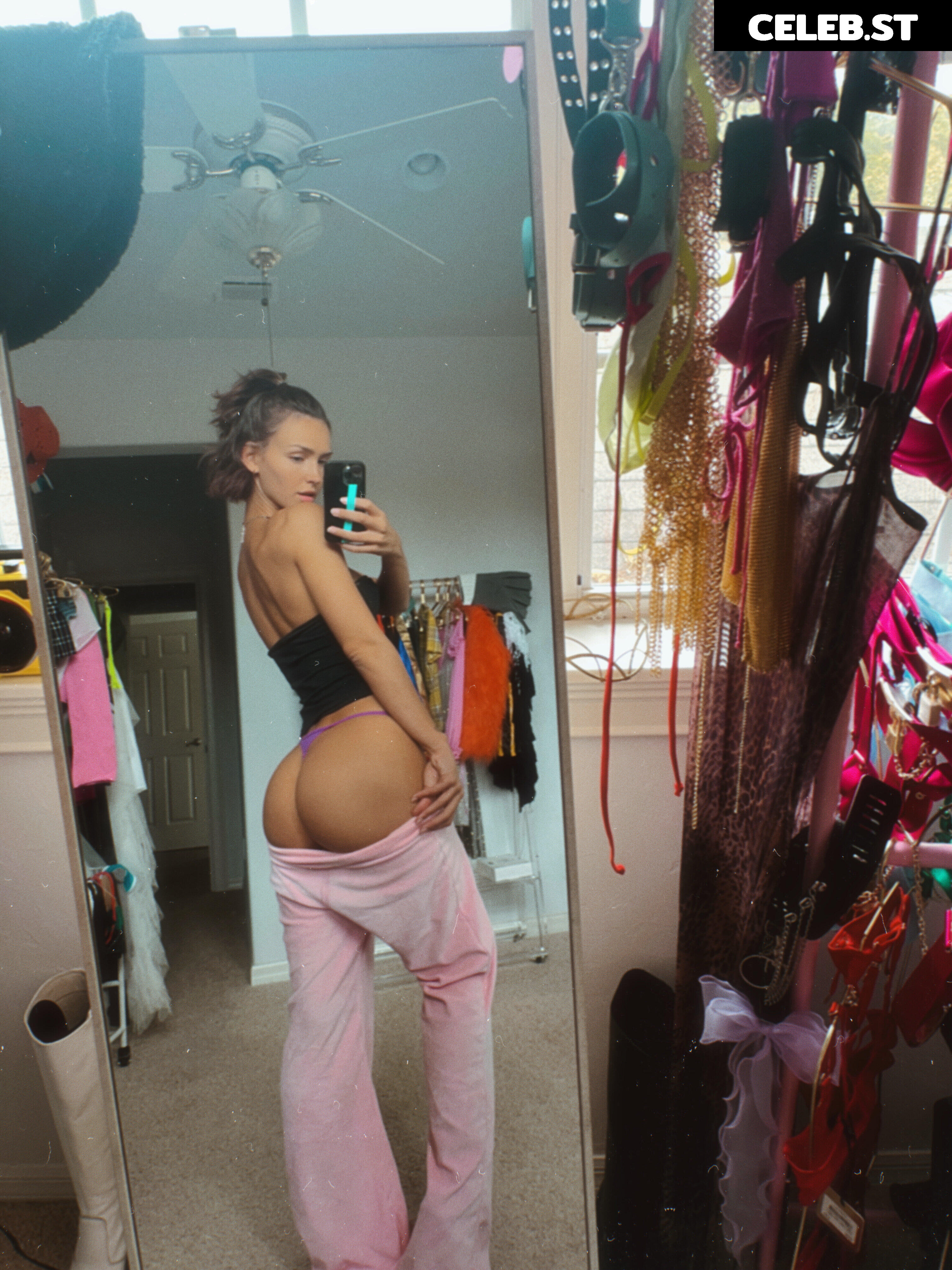 Rachel Cook Image 24545136