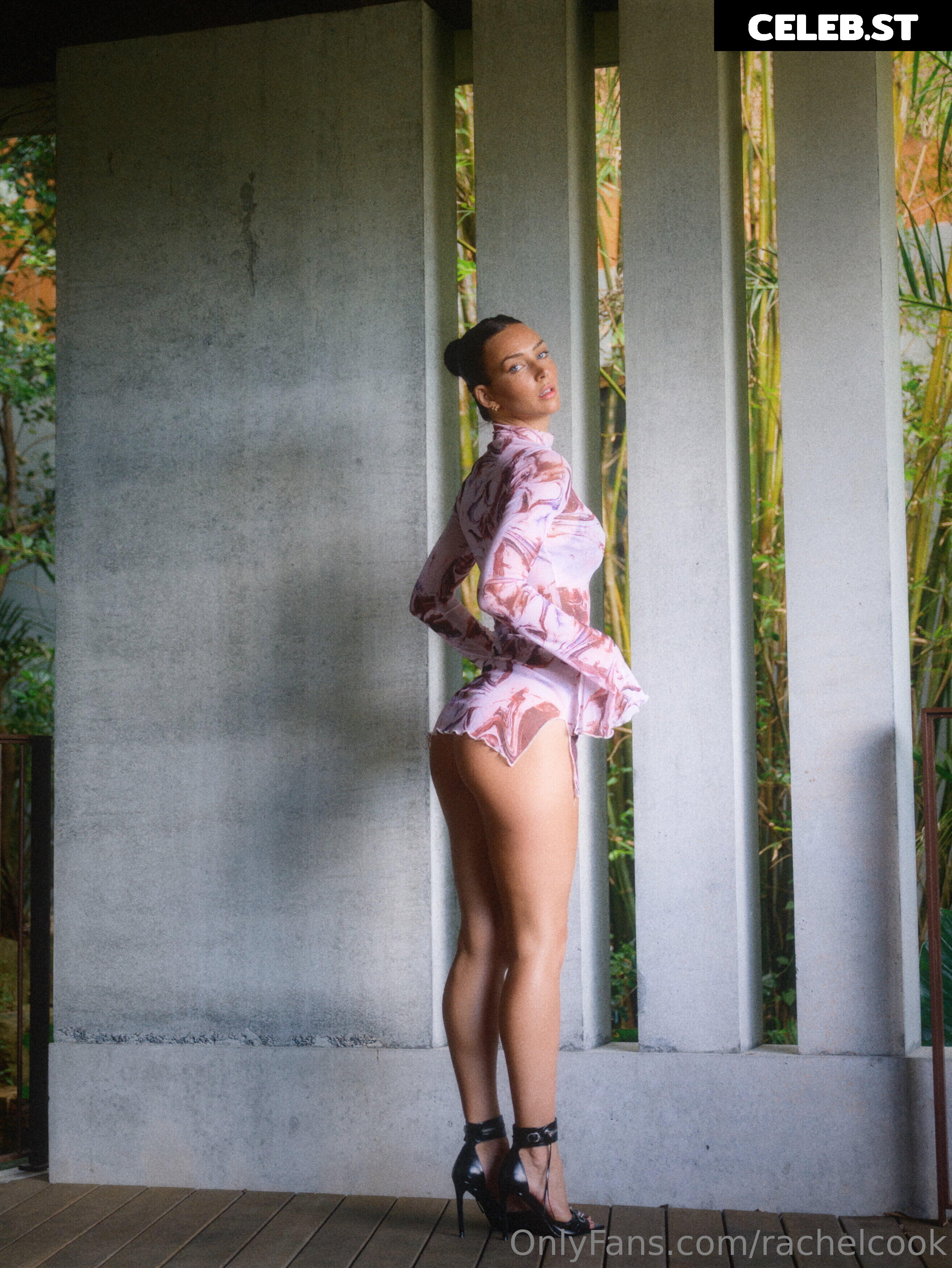 Rachel Cook Image 24549463