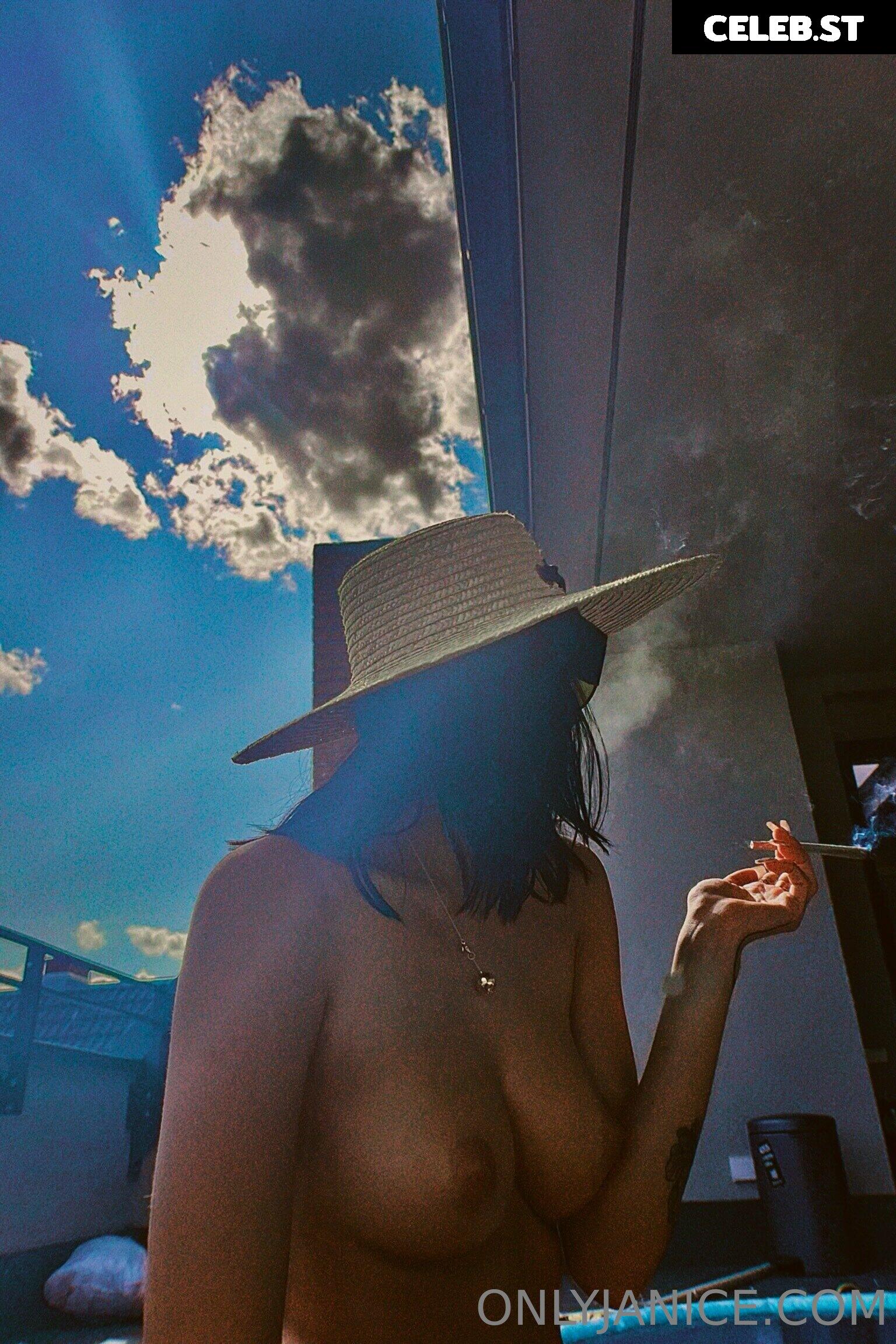 Janice Griffith Image 24522344