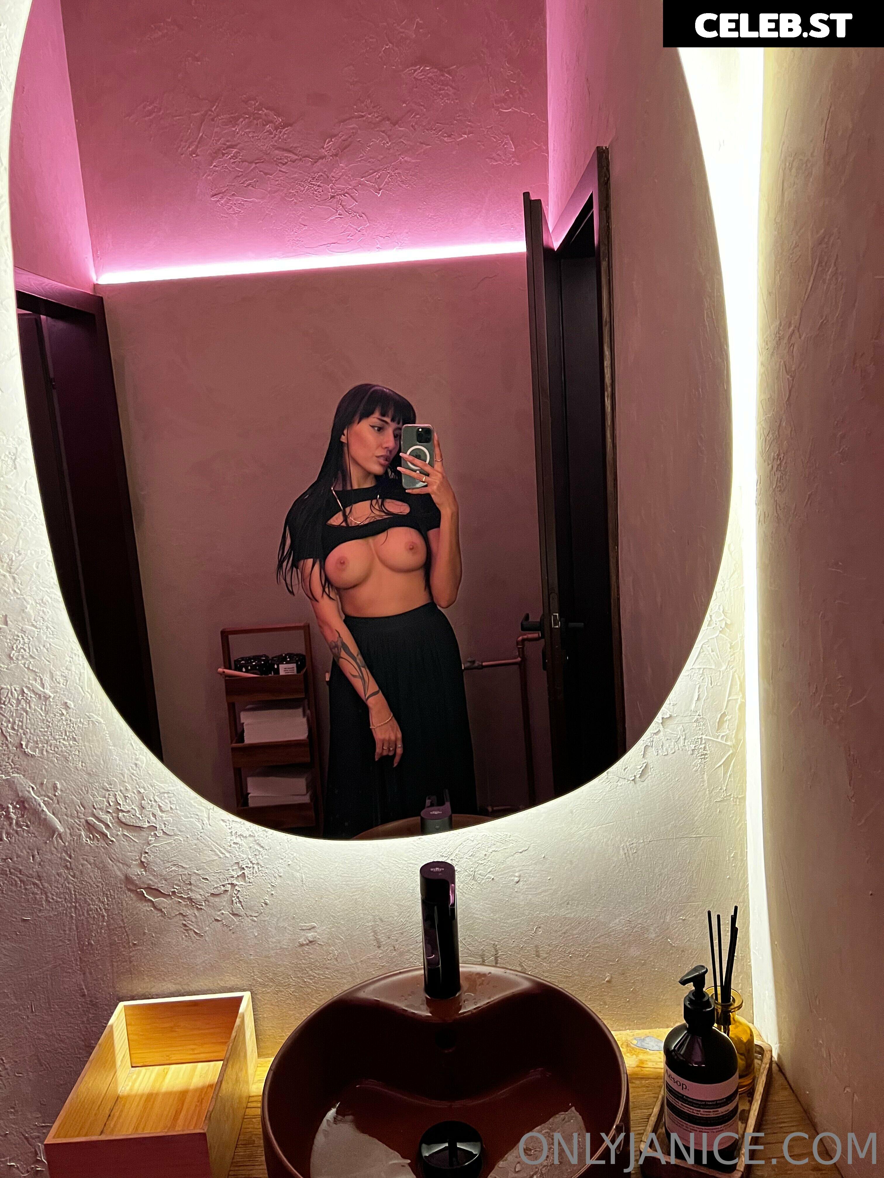 Janice Griffith Image 24522219