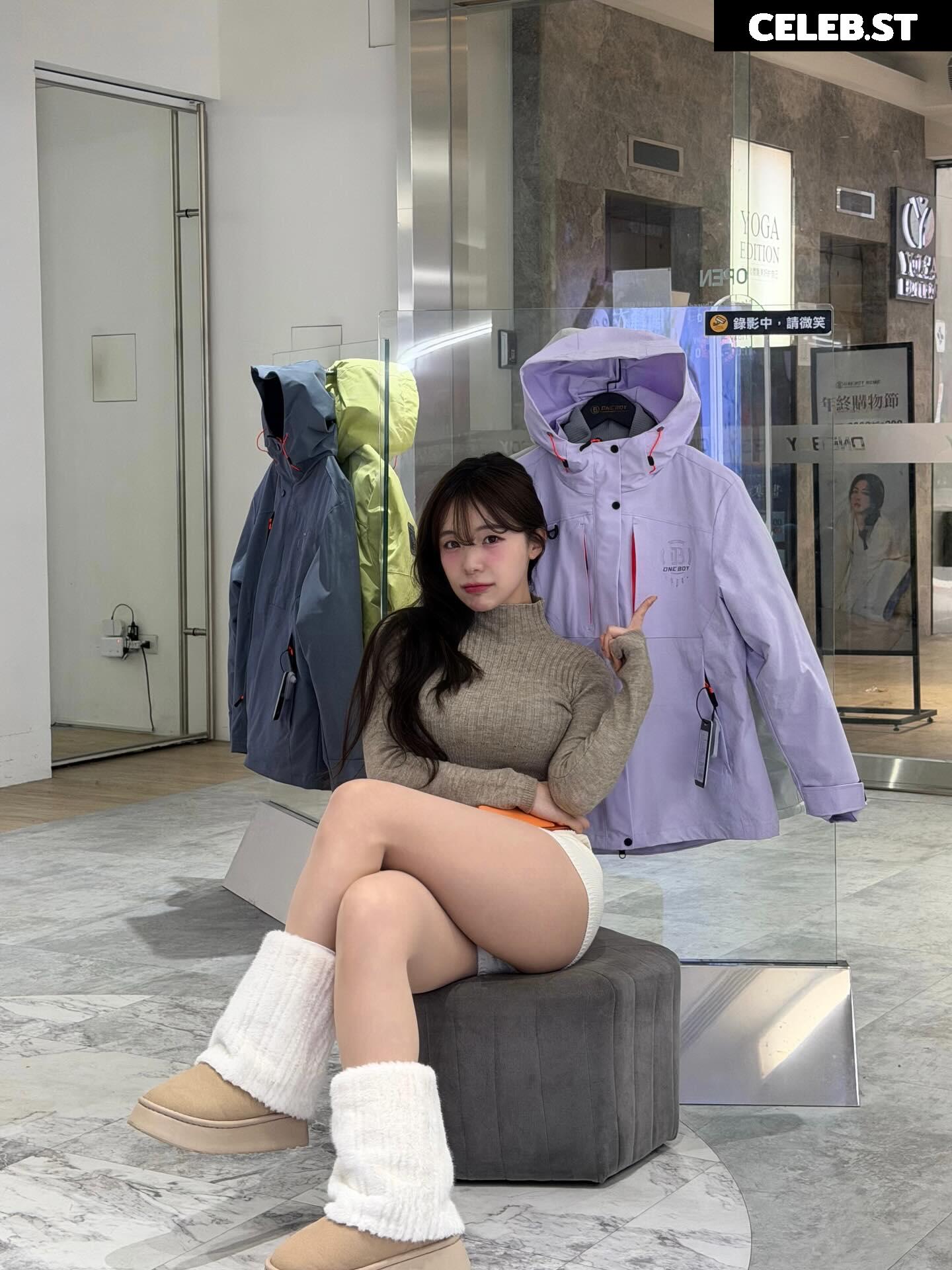 Lee Dahye 이다혜 / le_dahye Image 24504372