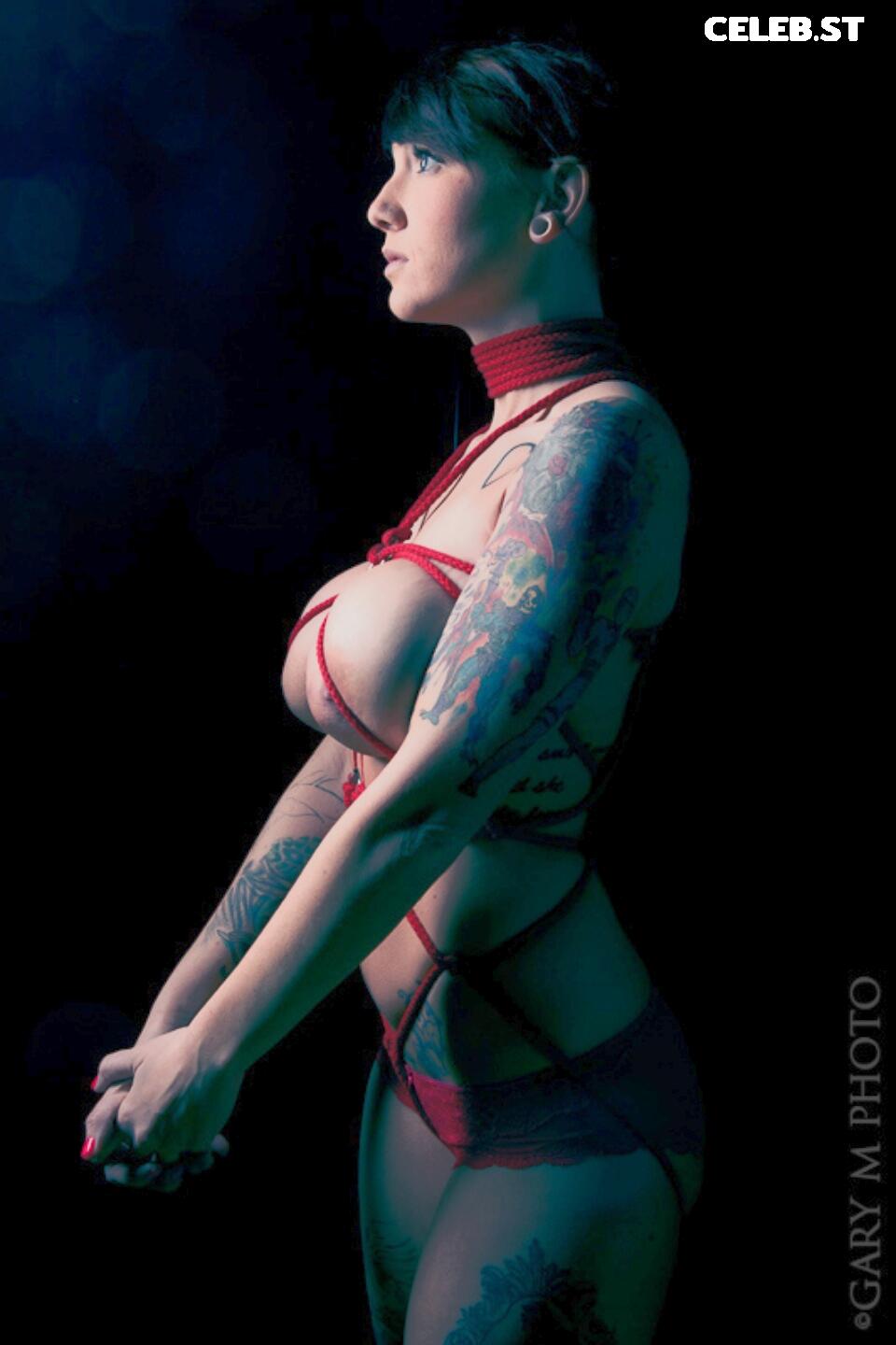 Erica Fett Image 24502593