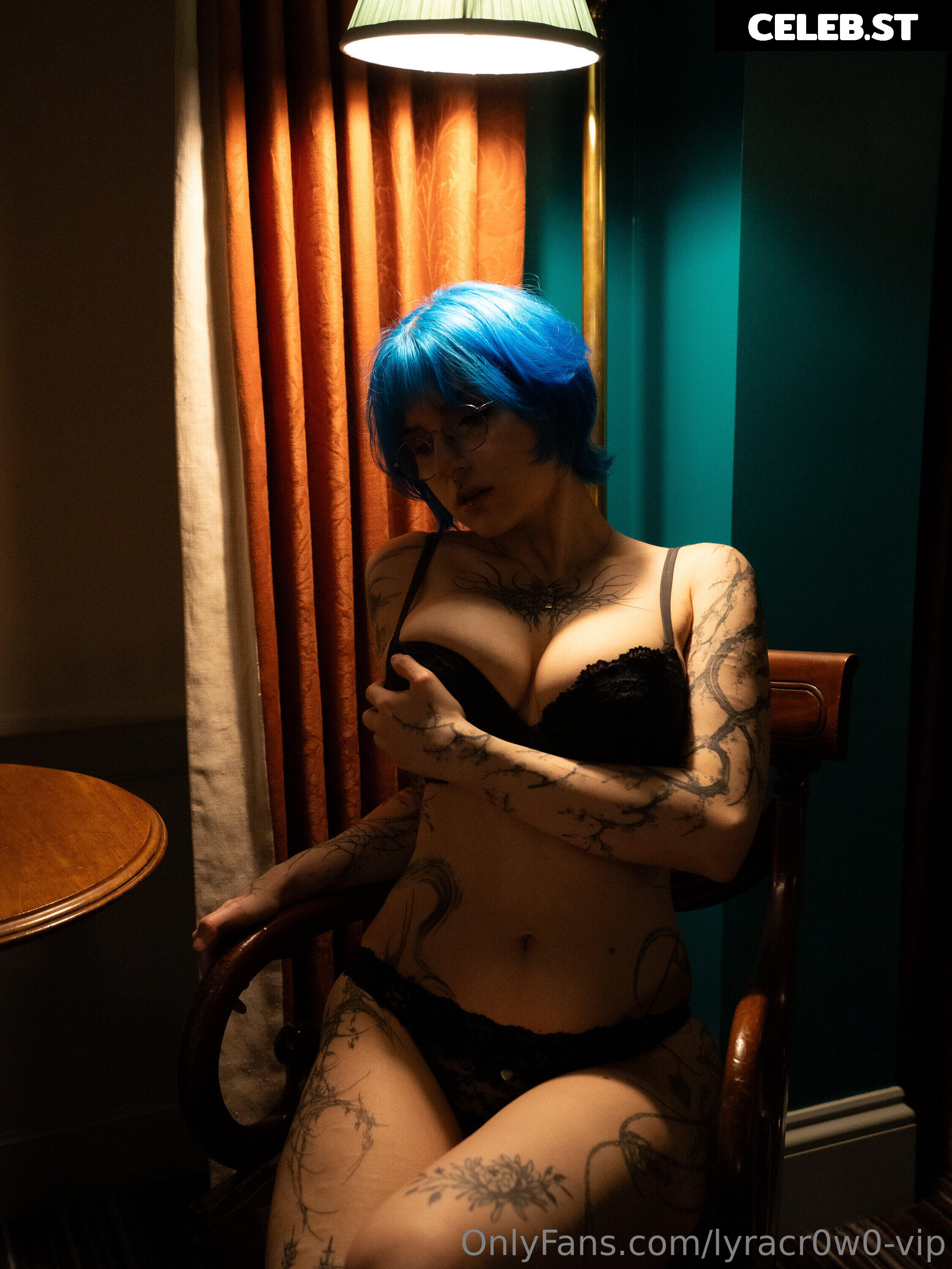 Lyra Crow | lyracr0w0 Image 24591984