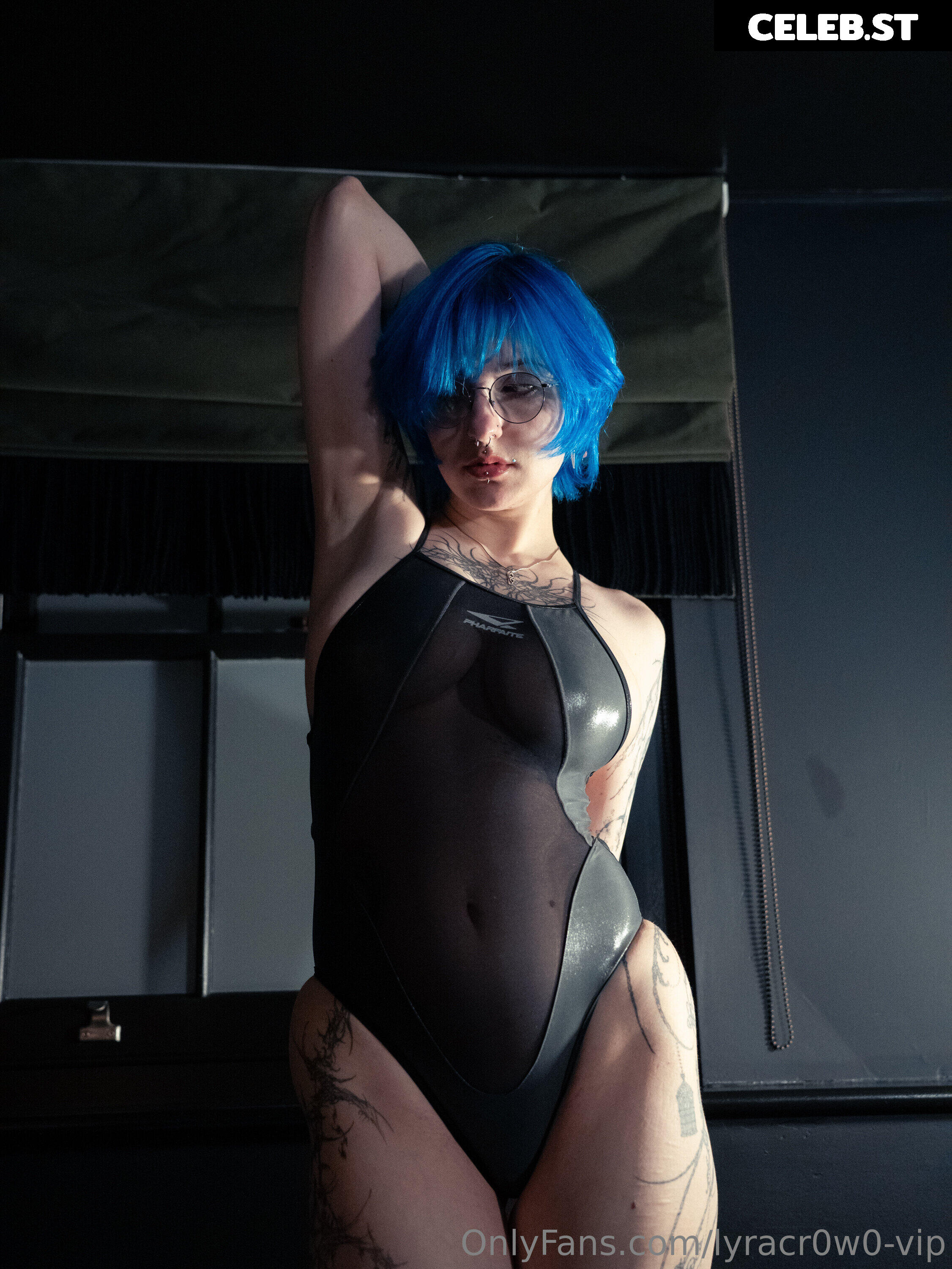 Lyra Crow | lyracr0w0 Image 24592197