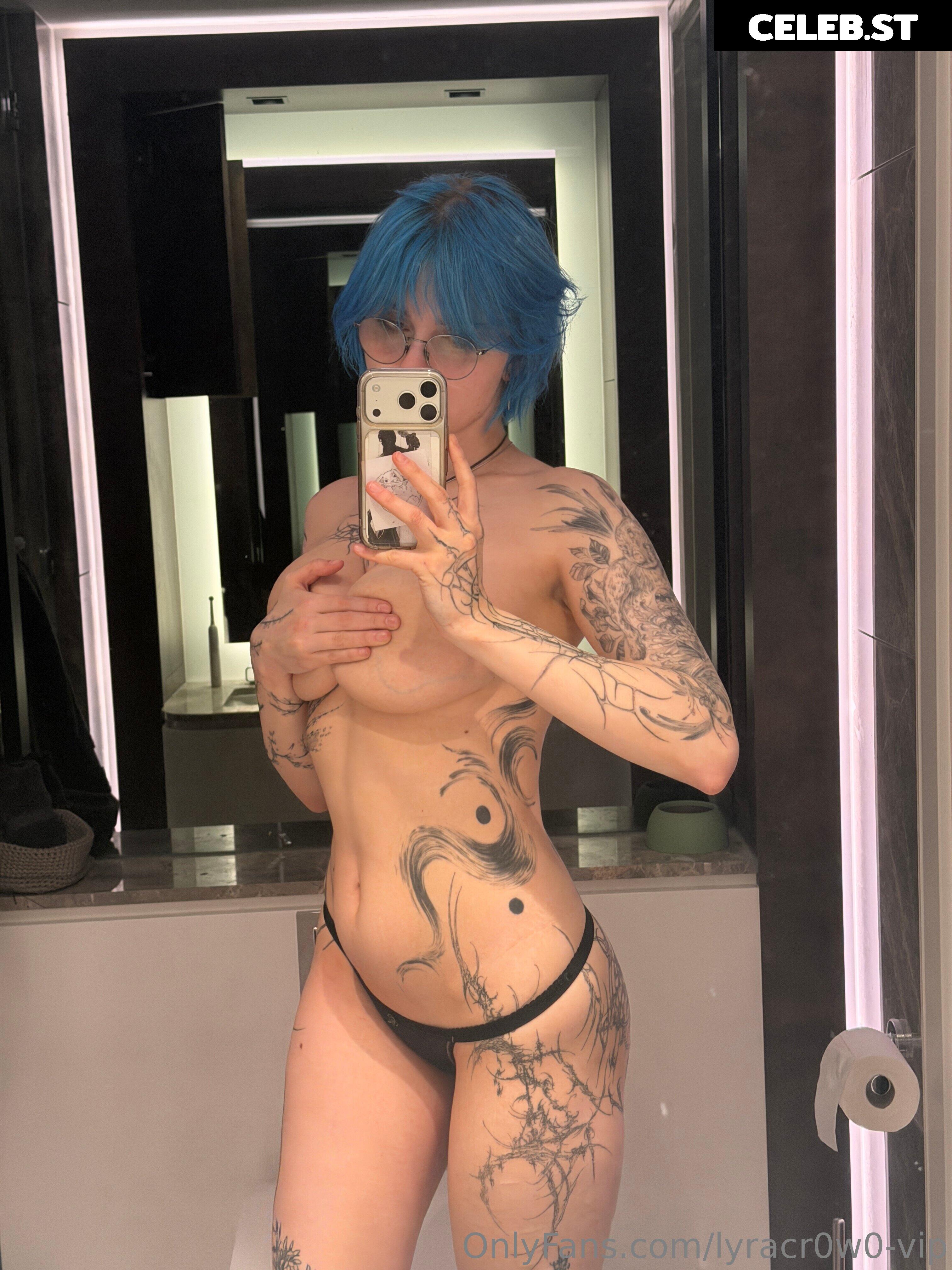 Lyra Crow | lyracr0w0 Image 24592156