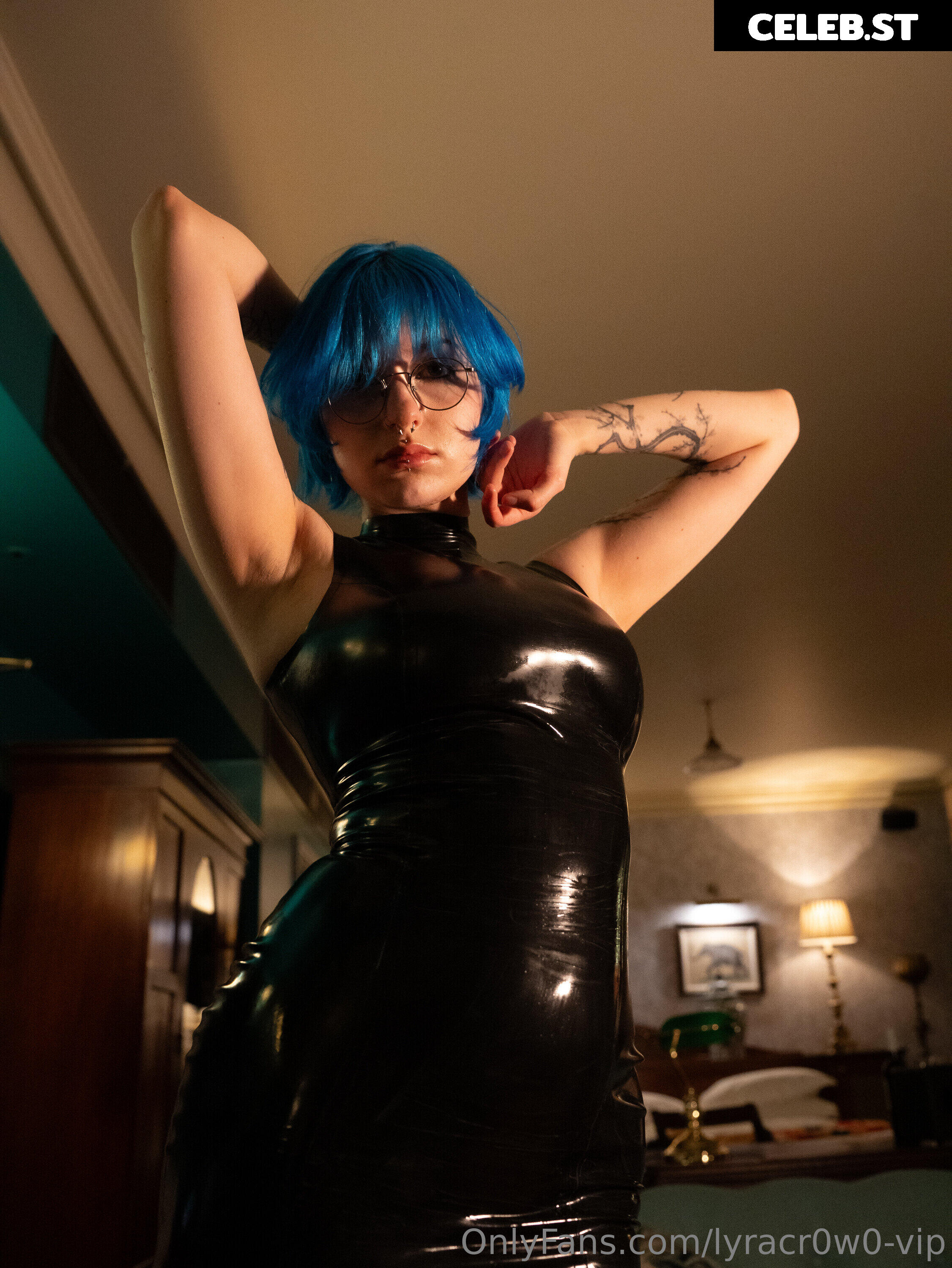Lyra Crow | lyracr0w0 Image 24592178