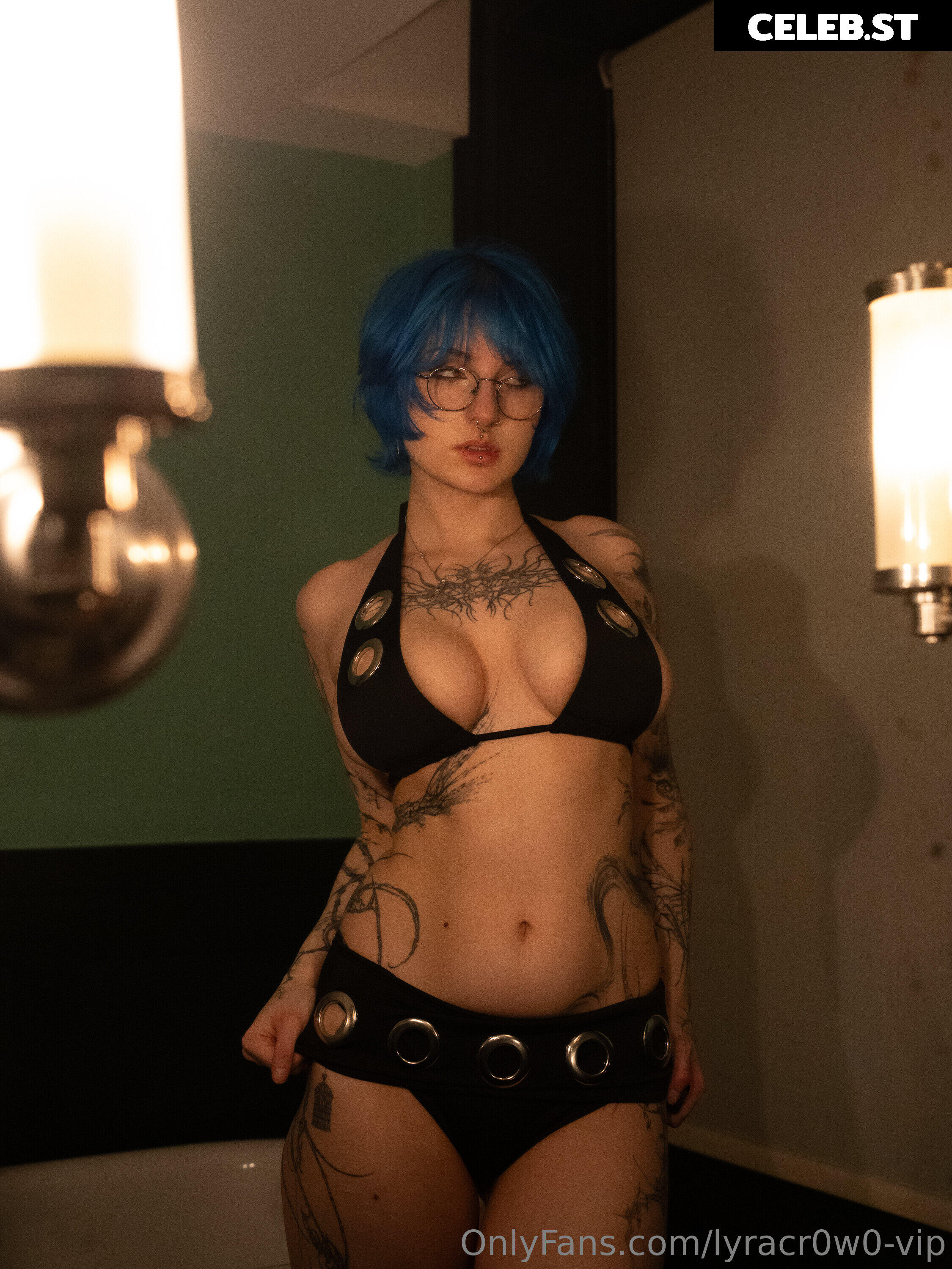 Lyra Crow | lyracr0w0 Image 24592047