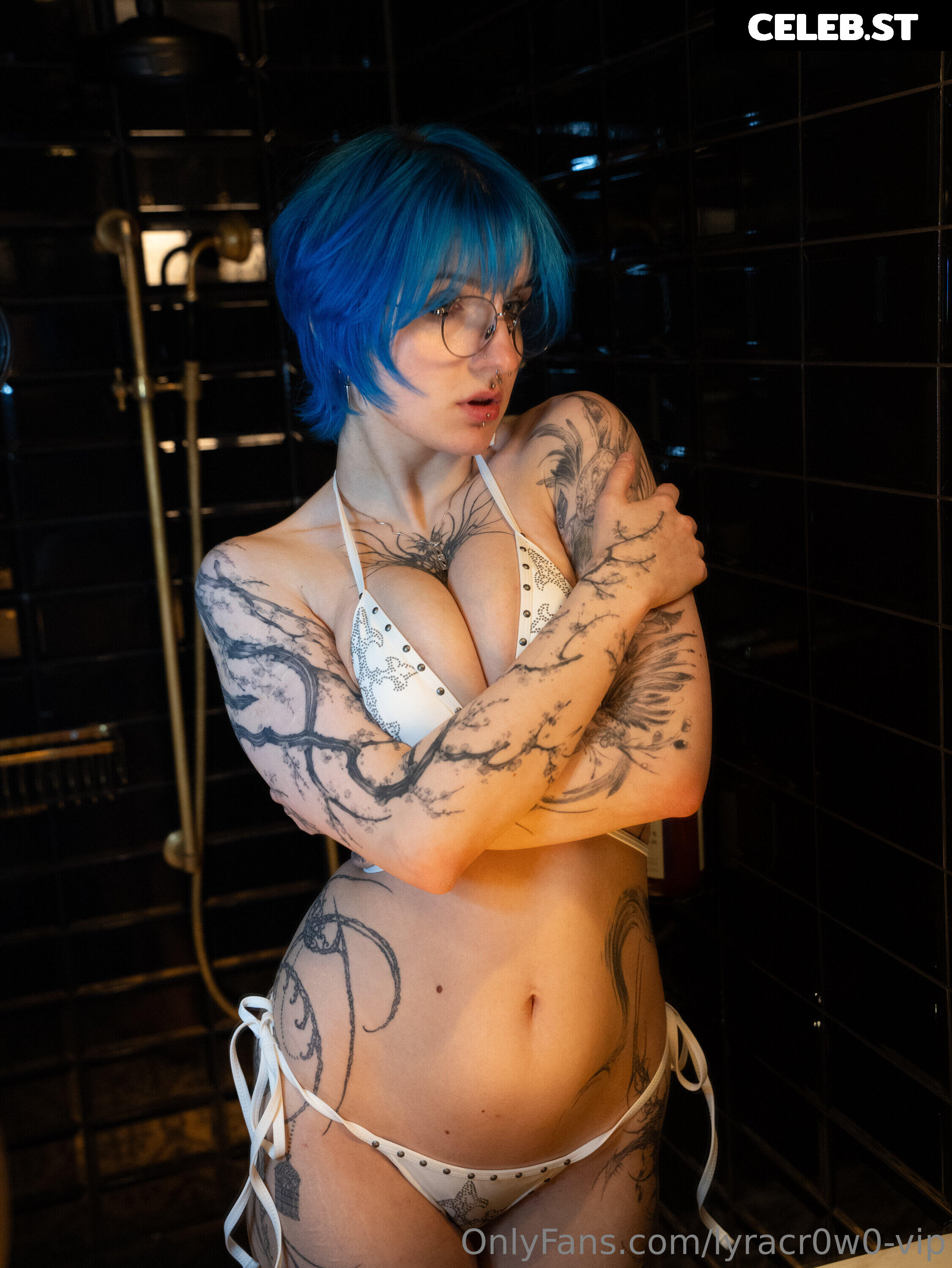 Lyra Crow | lyracr0w0 Image 24592303