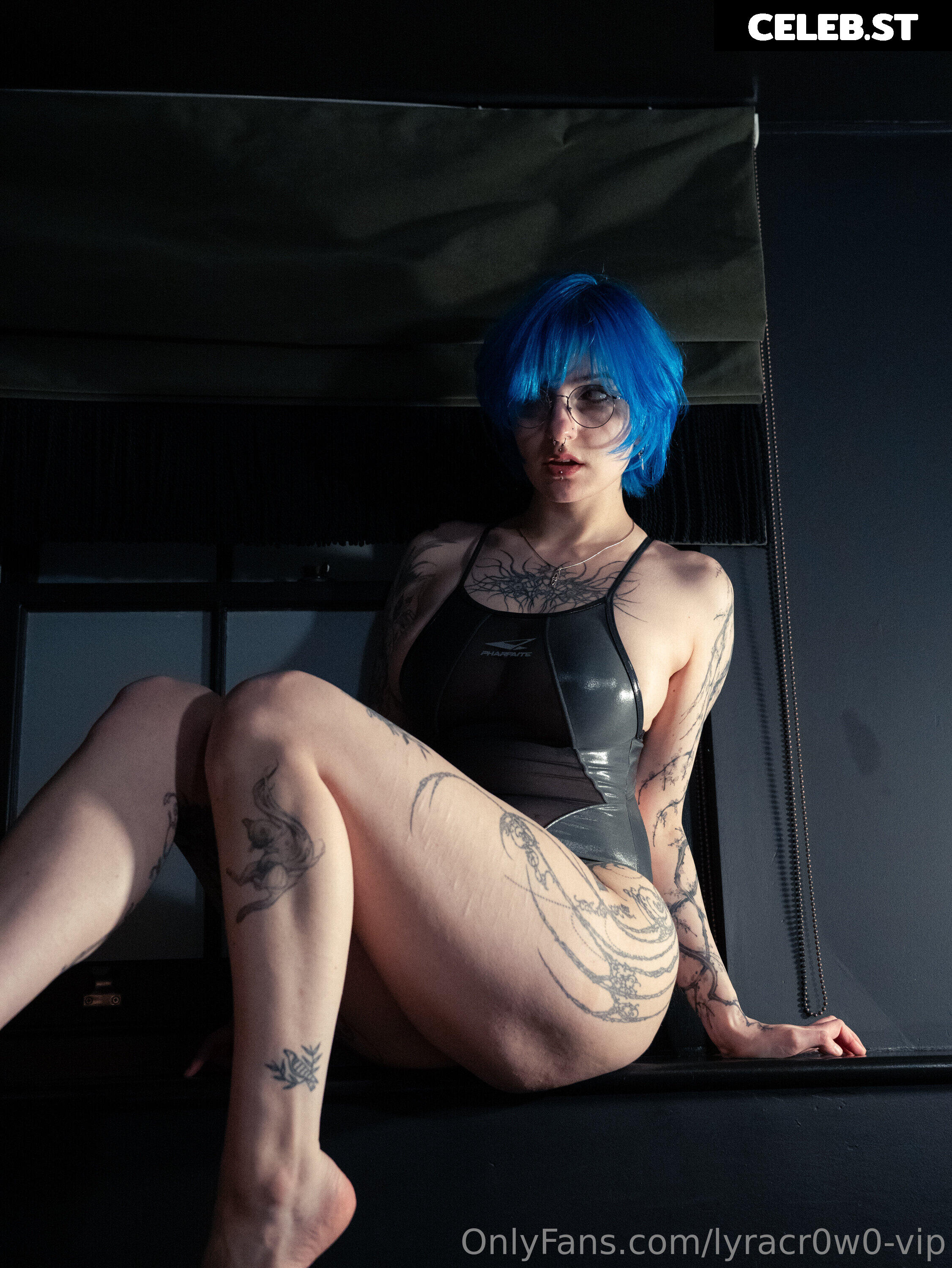 Lyra Crow | lyracr0w0 Image 24592306