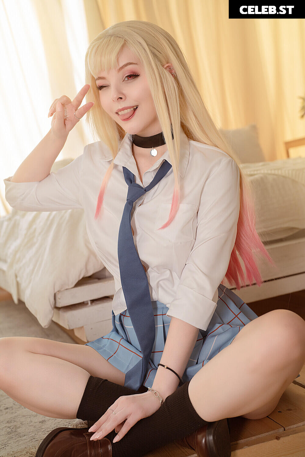 Disharmonica / Helly Valentine Image 24599245