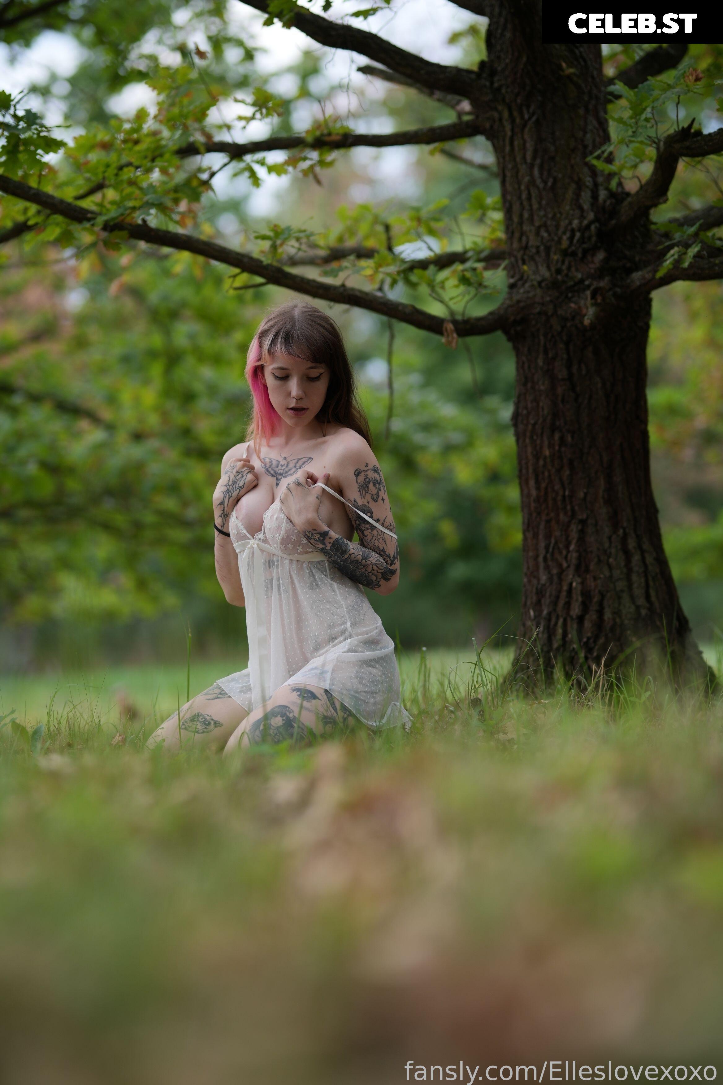 Elleslove | Elles | elleslovexoxo Image 24453329