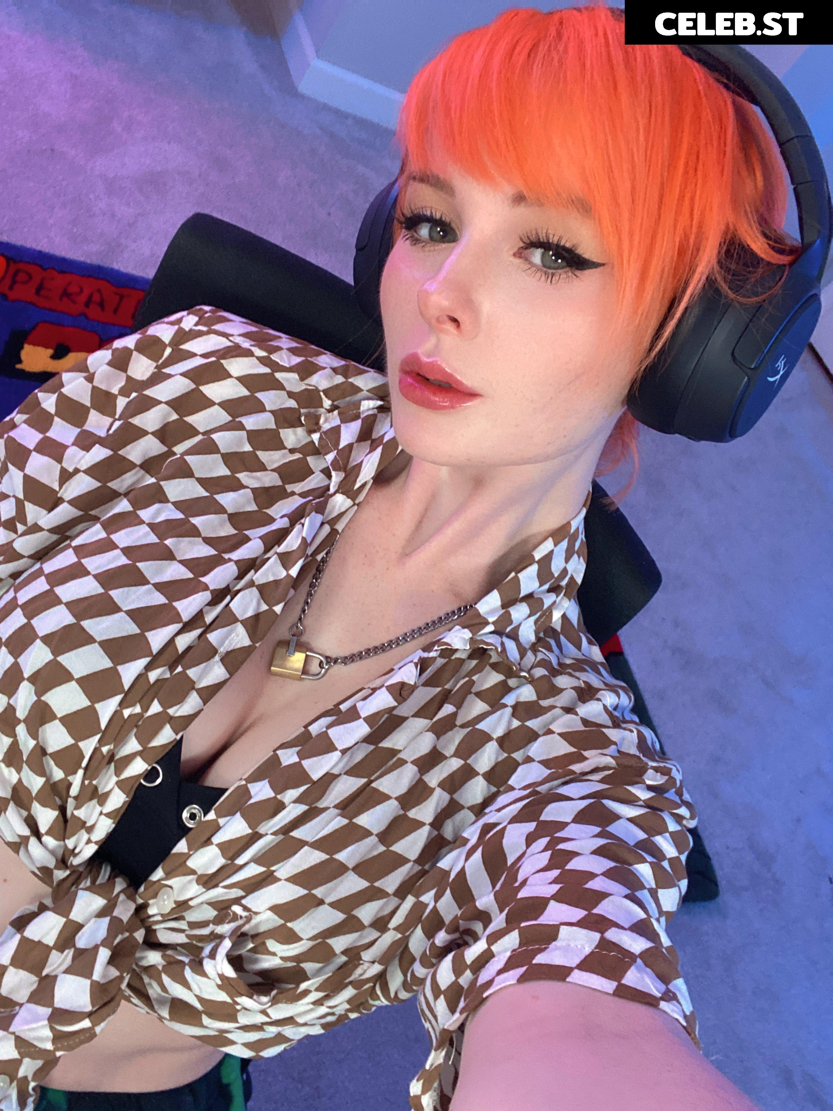 Jenna Lynn Meowri Image 24471189