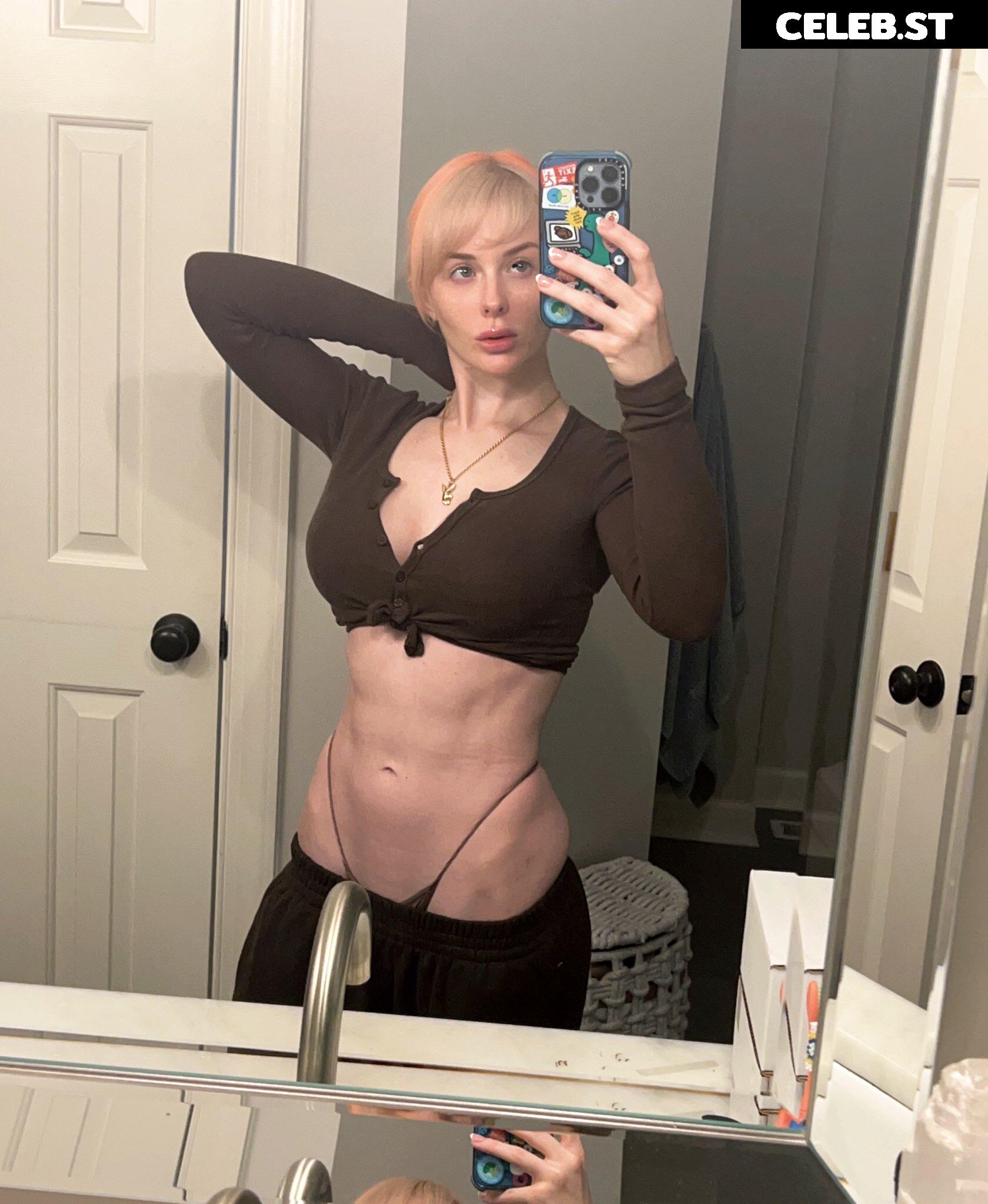 Jenna Lynn Meowri Image 24471224