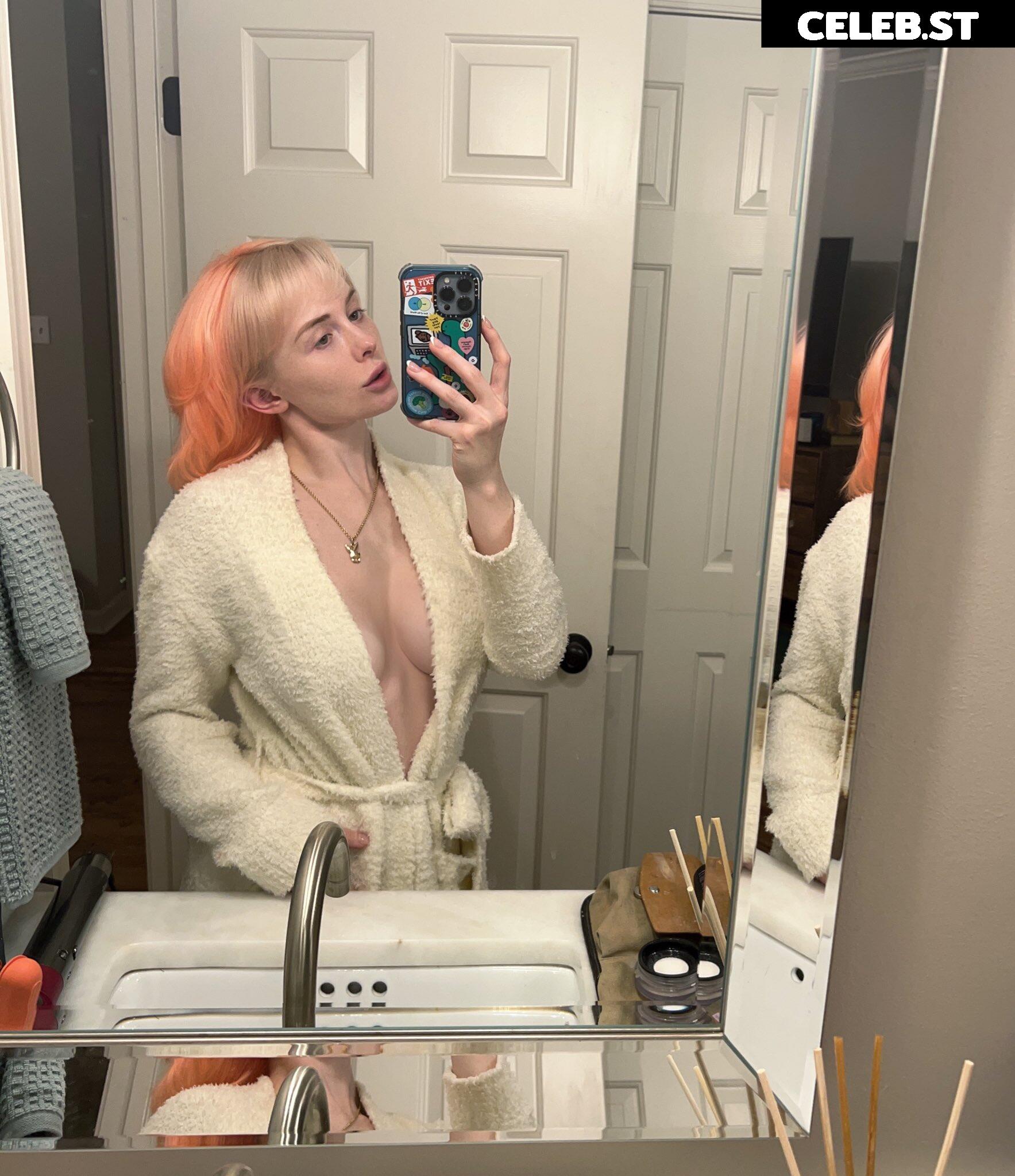 Jenna Lynn Meowri Image 24471228