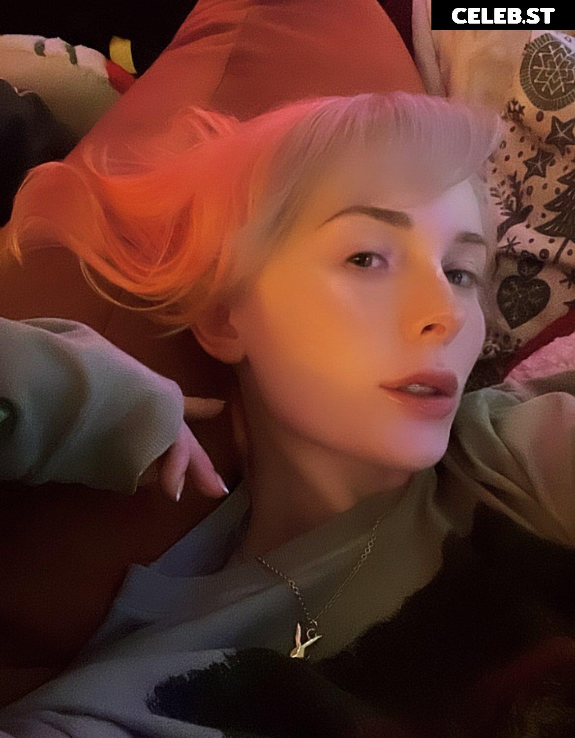 Jenna Lynn Meowri Image 24471214