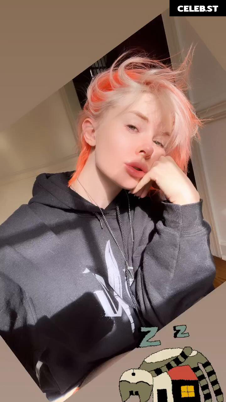 Jenna Lynn Meowri Image 24470917