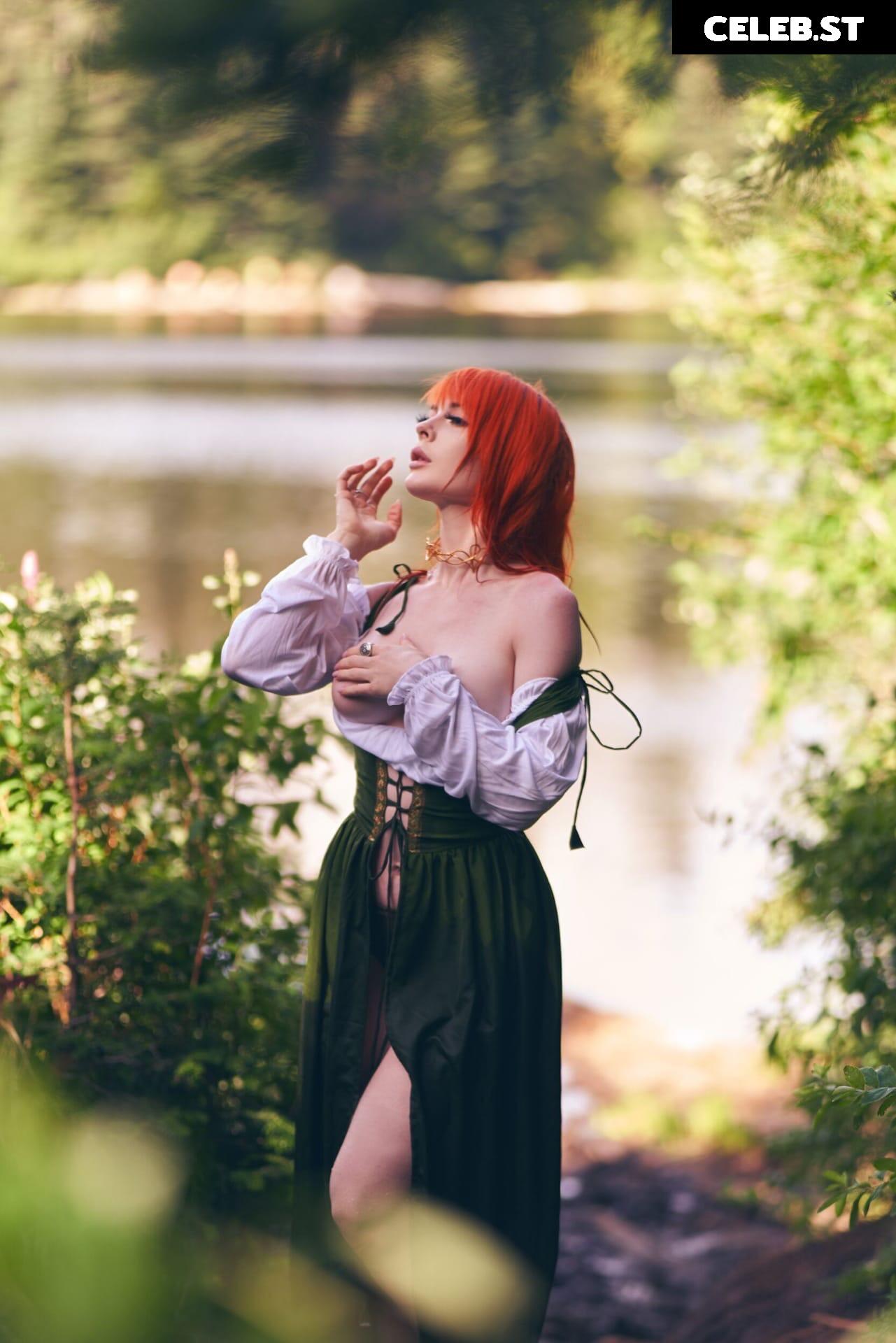 Jenna Lynn Meowri Image 24470583